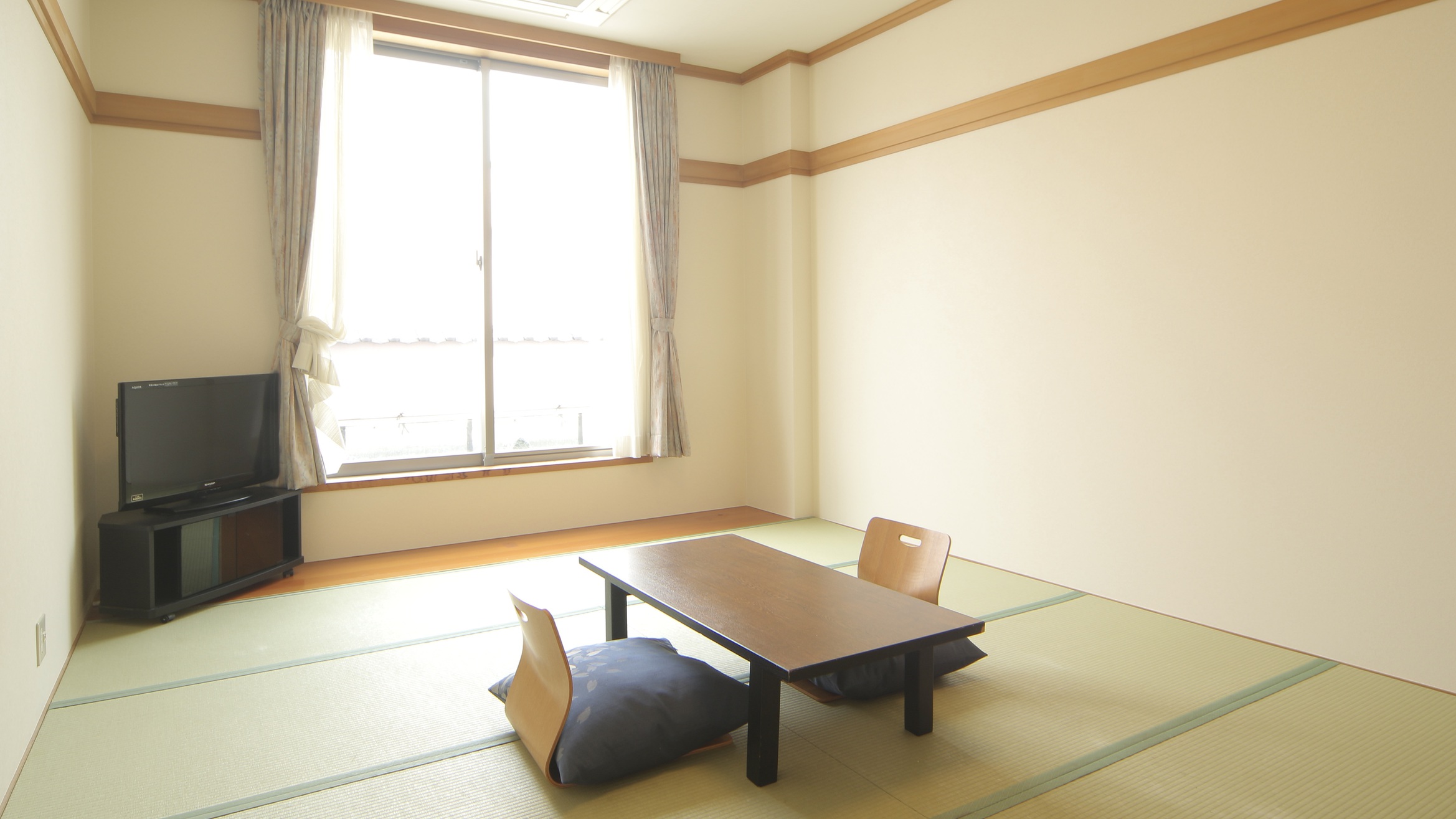 2階　＜訳あり＞和室10畳（バス・トイレ・洗面なし）