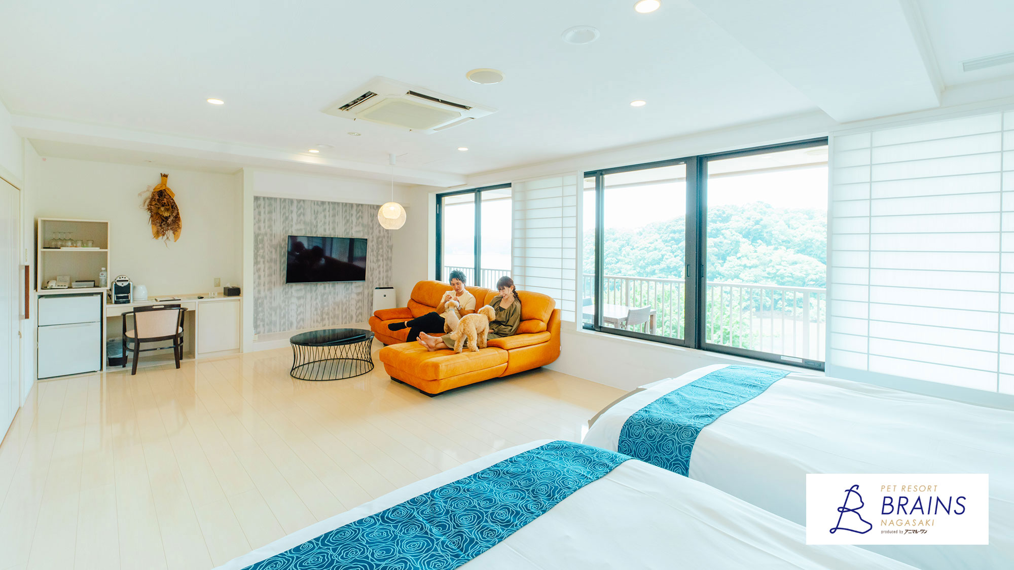 【エグゼクティブツイン（白）】白を基調とした、ゆとりある明るい客室。