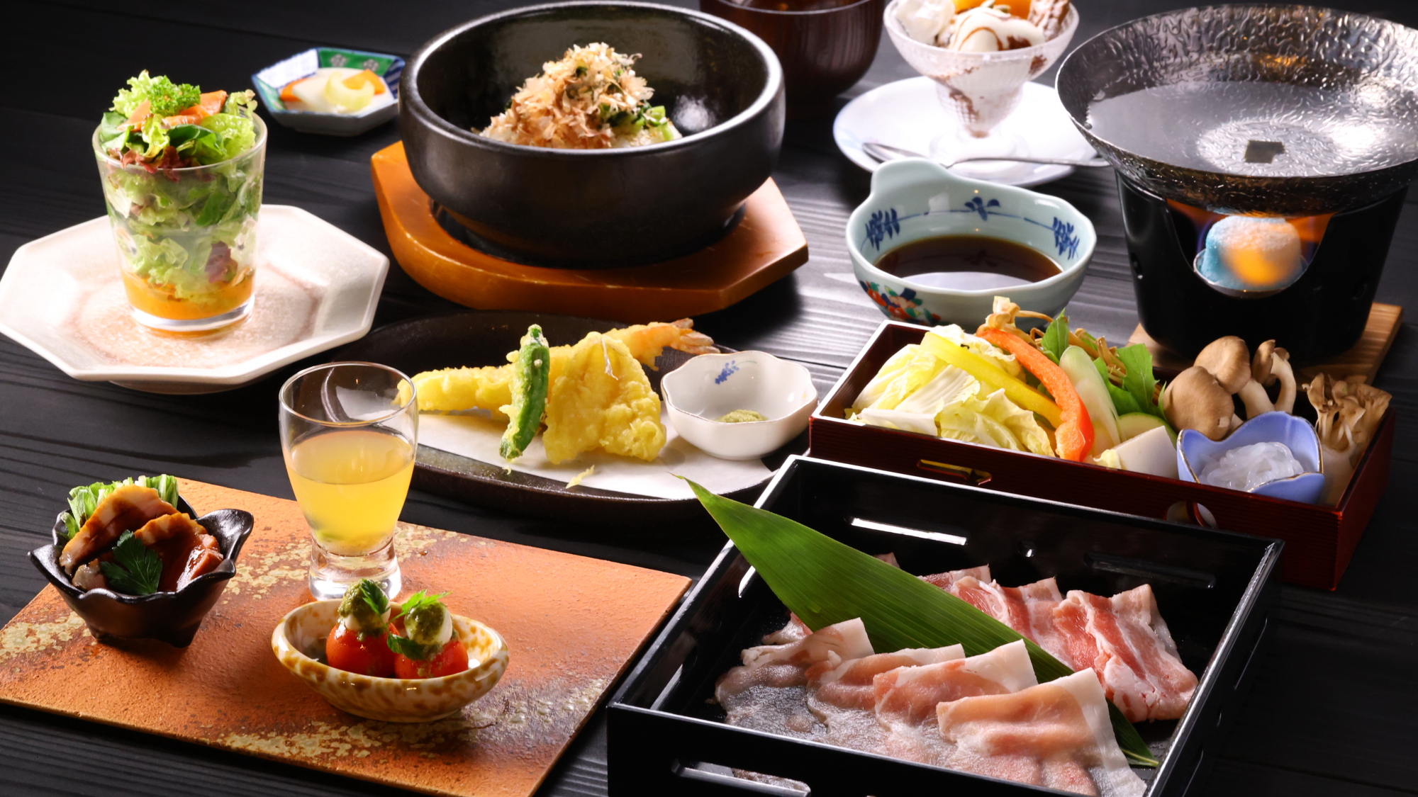 【夕食】一例。北信州ブランド豚のしゃぶしゃぶ鍋御膳