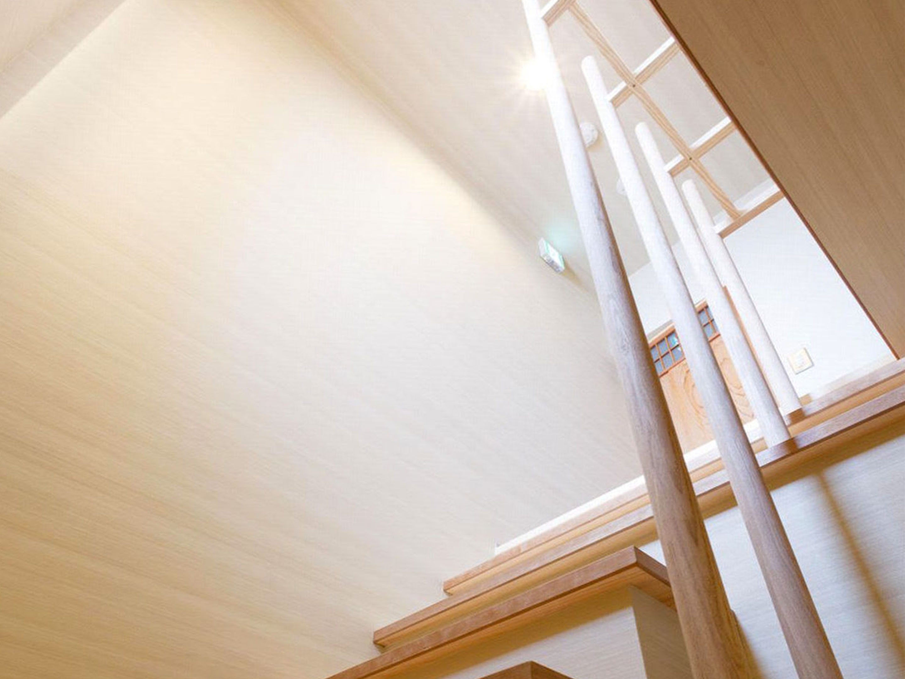 ・1階と2階に分かれていてグループや3世代旅行でも安心◎