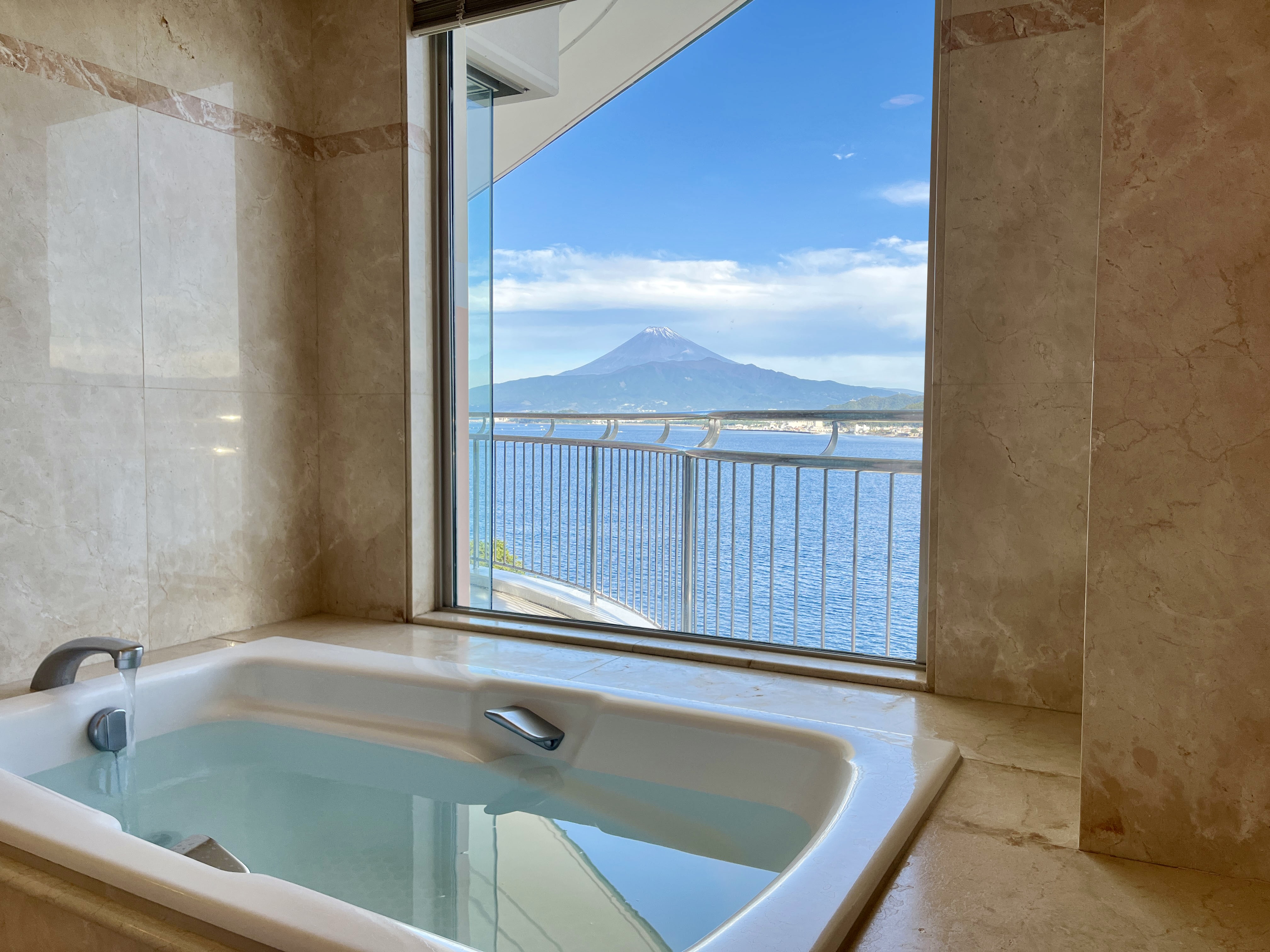 オーシャンビュー