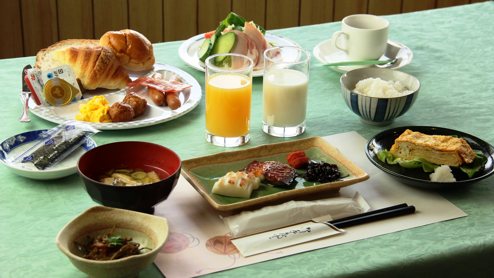 朝食バイキング