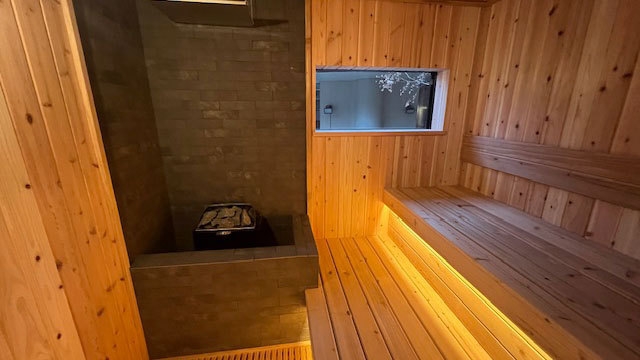 【リフト1日券付/素泊まり】レンタルスキーorスノボ＆ウェア付★お手軽にスキー＆スノボを楽しもう♪