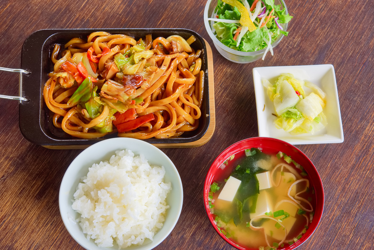 【夕食プラン】忙しい方に簡単お手軽ホルモン焼うどんセット！【天然温泉あまるべの湯】