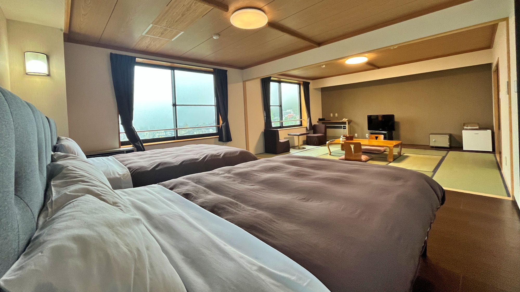 ジュニアスイート和洋室(バス・トイレ付)