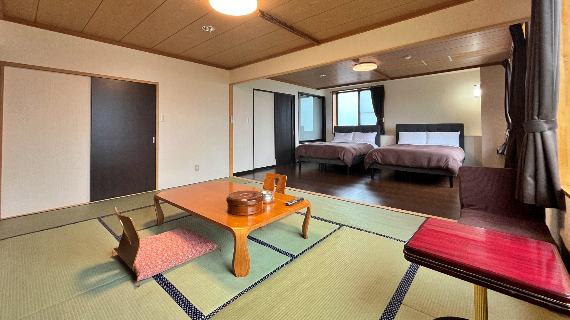 ジュニアスイート和洋室(バス・トイレ付)