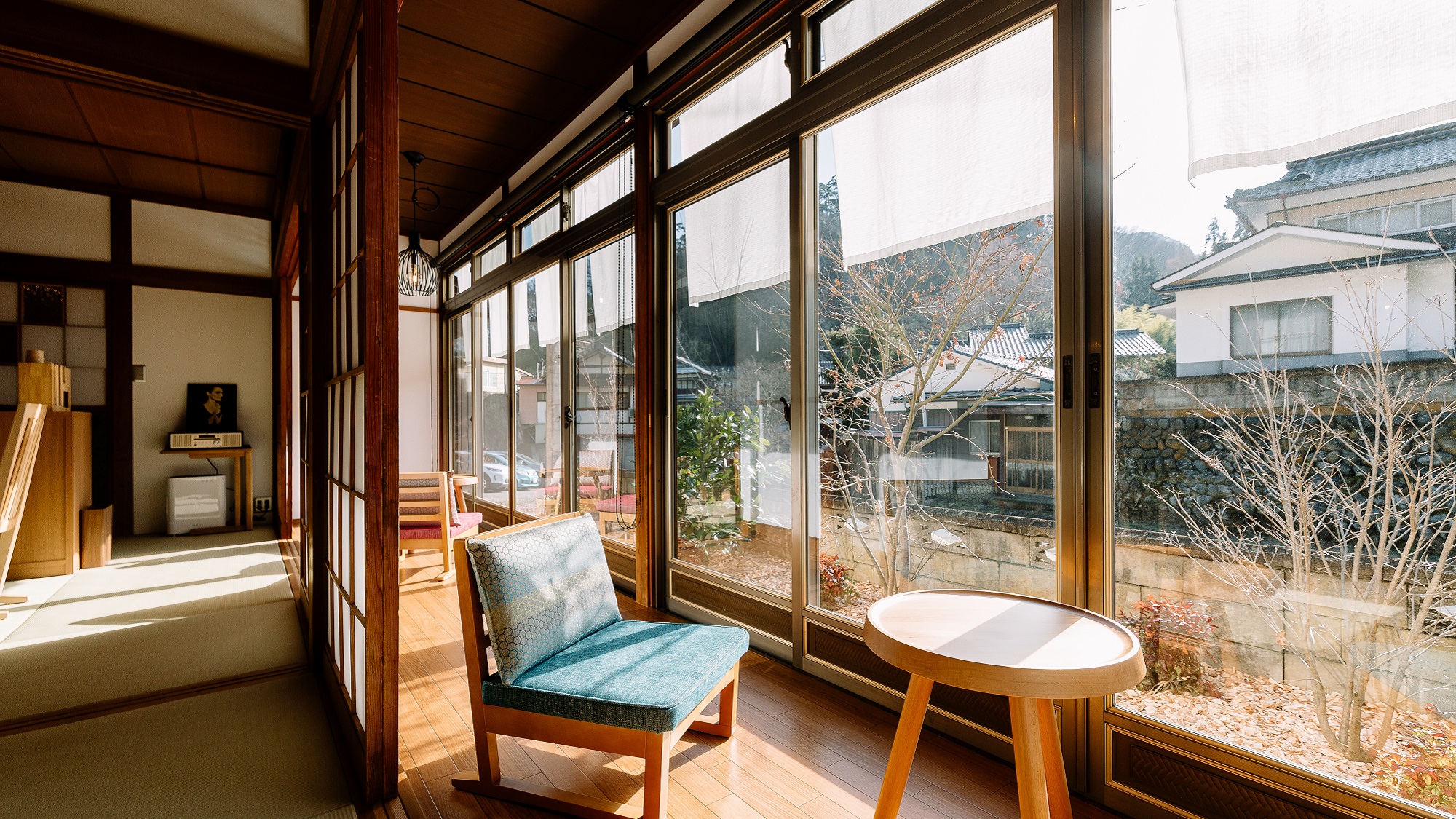 カフェ内_縁側２