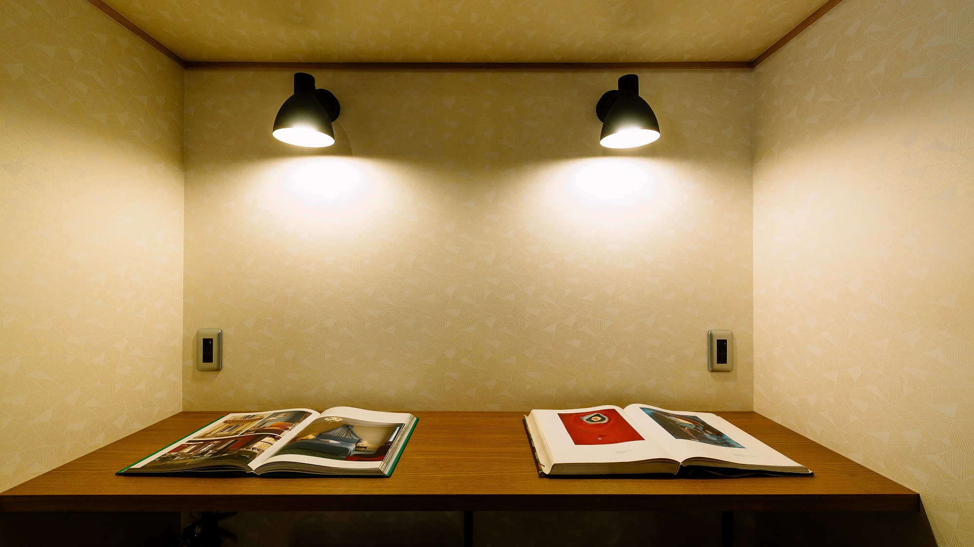 カフェ内_ミーティングルーム_イメージ１