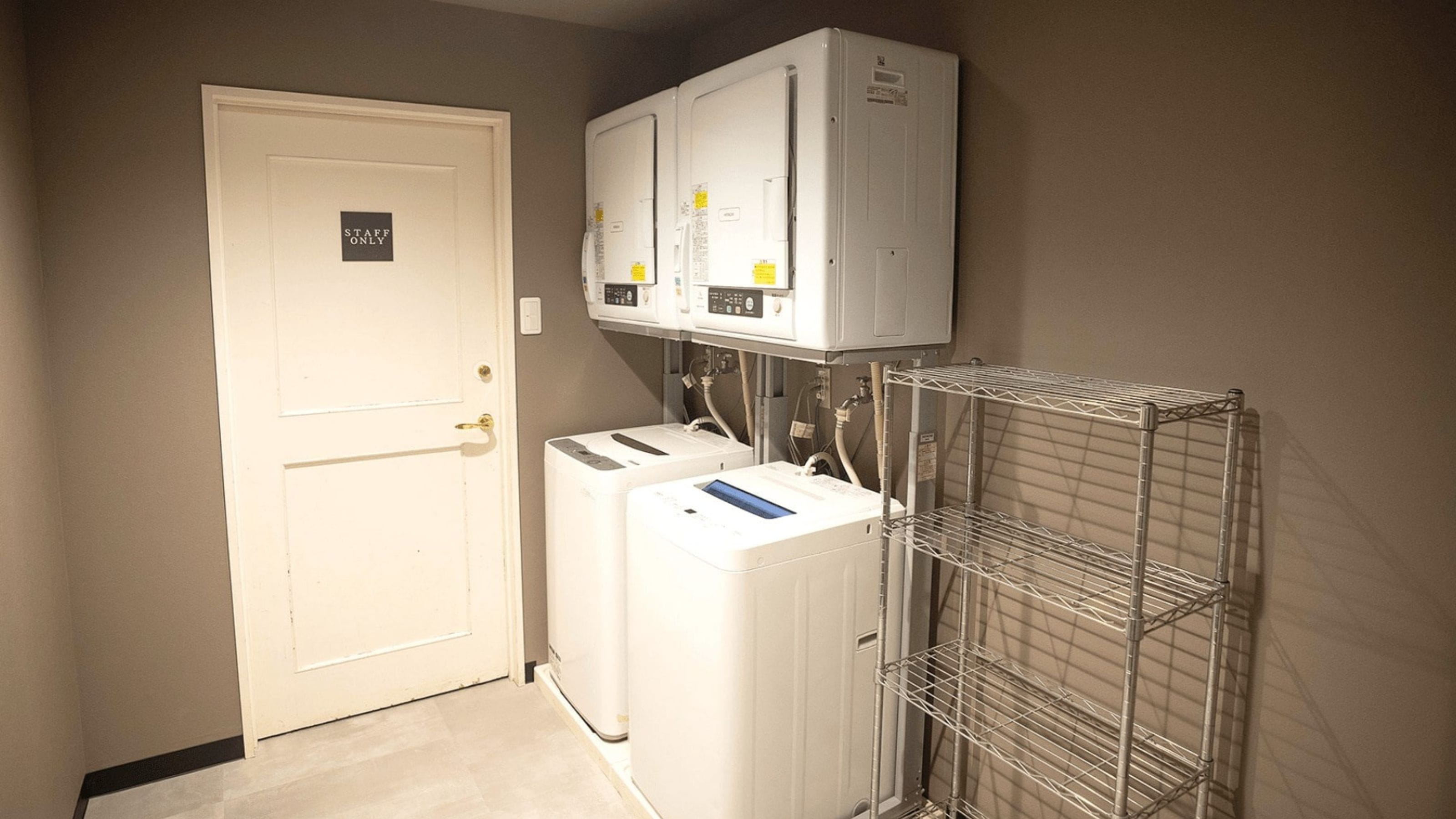 【本館2F】ランドリー