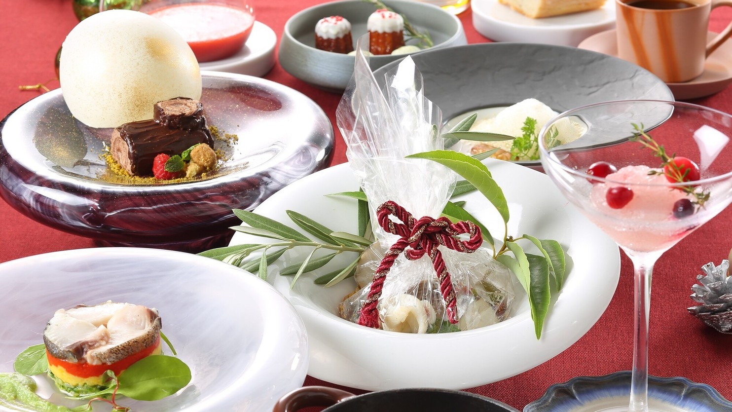 【クリスマス限定／2食付】海辺の聖夜、五感を満たす美食の旅 ─ 温泉×フルコース【夕食18:00〜】