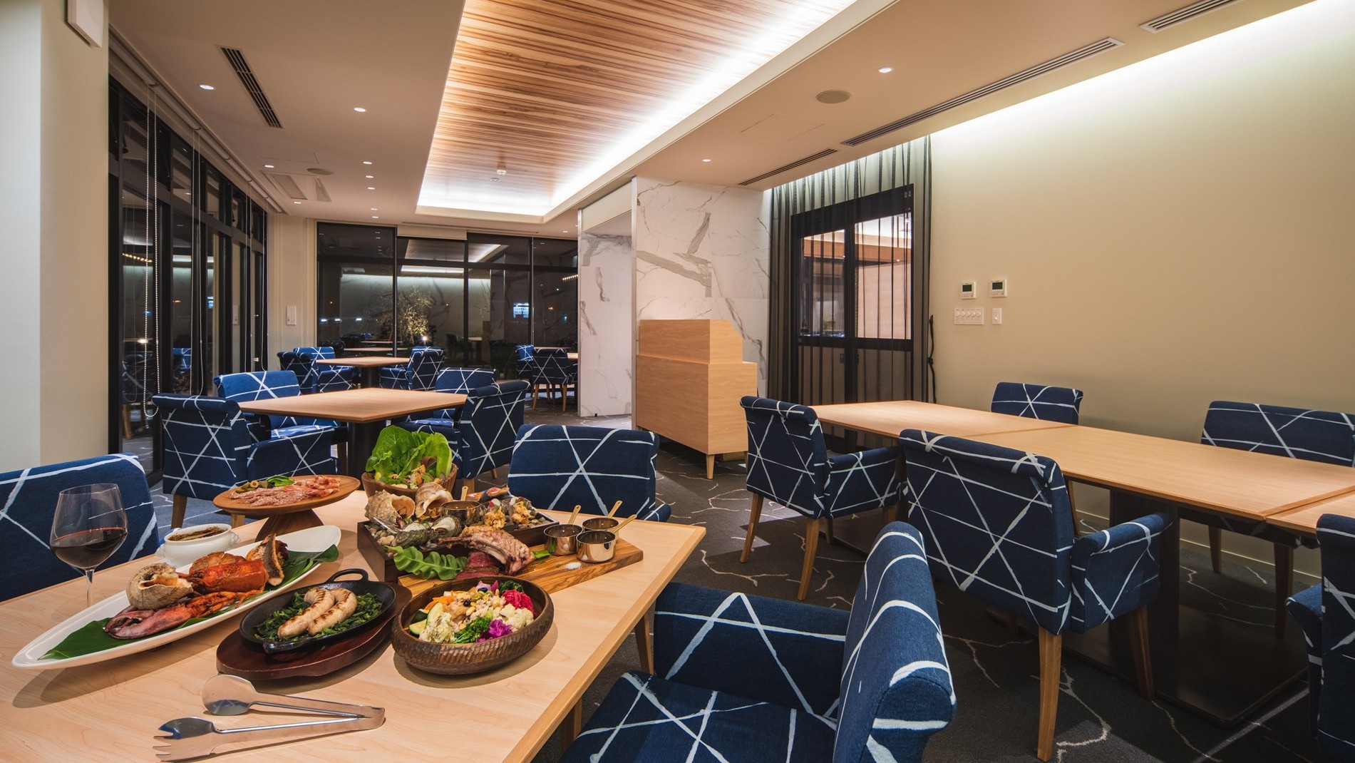 ★【プレミアム／2食付】シェフ厳選肉×瀬戸内の幸×岡山野菜が五感を満たすフレンチ／夕食18:00〜