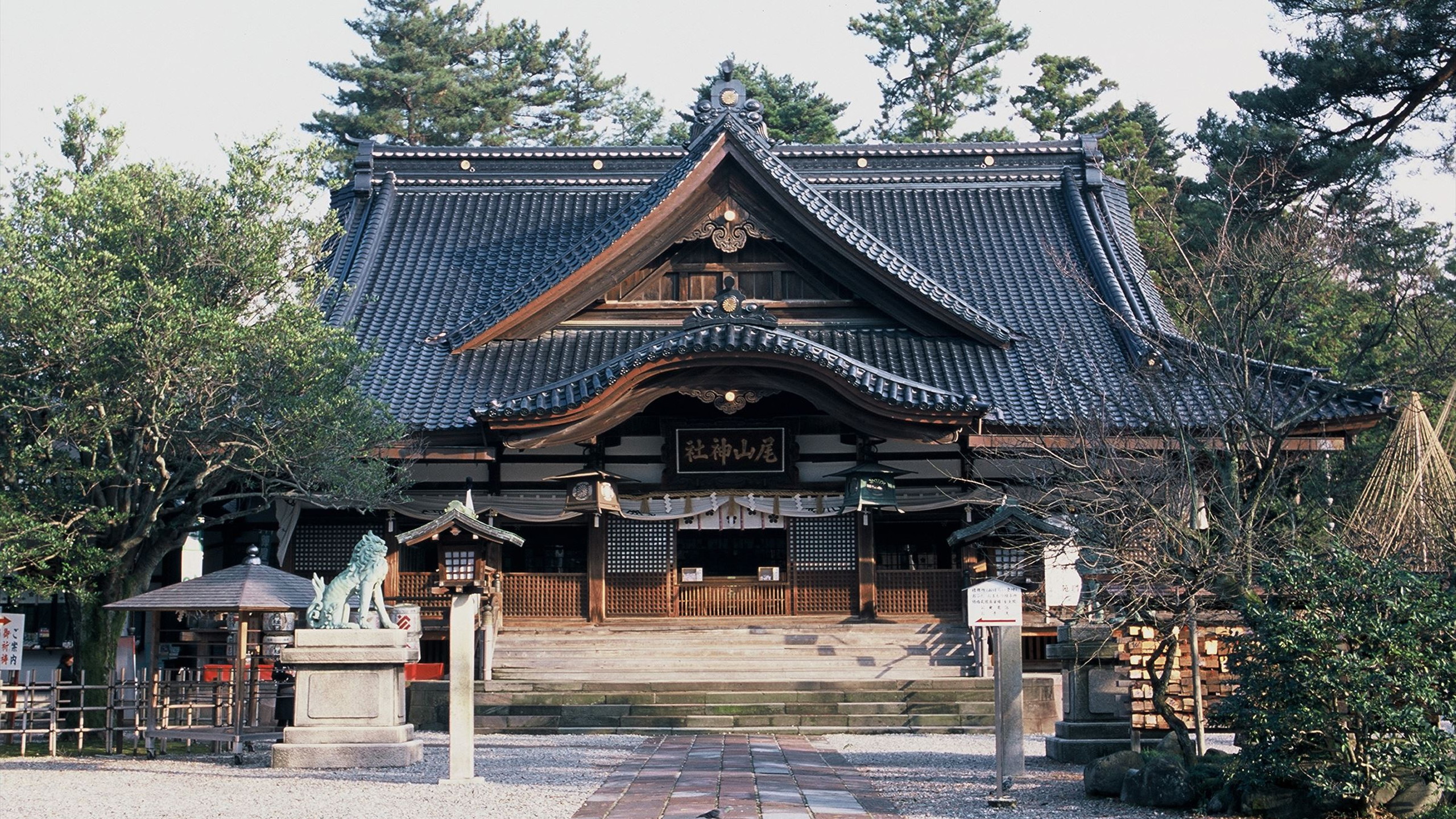 尾山神社（写真提供：金沢市）