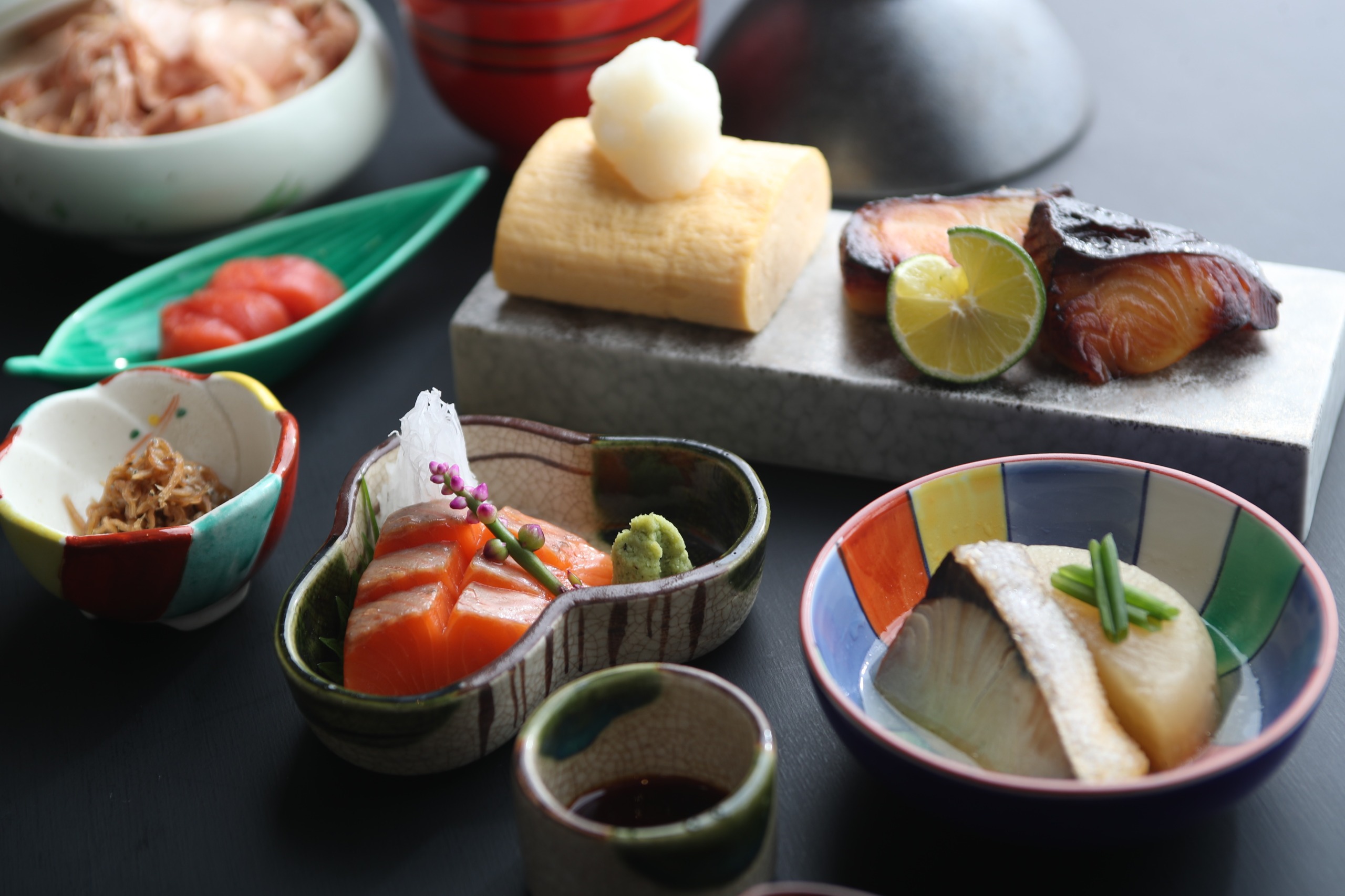 【スタンダード】旬の味覚と天然温泉で癒しを『季節の囲炉裏会席プラン』＜1泊2食／快眠セラピー無＞