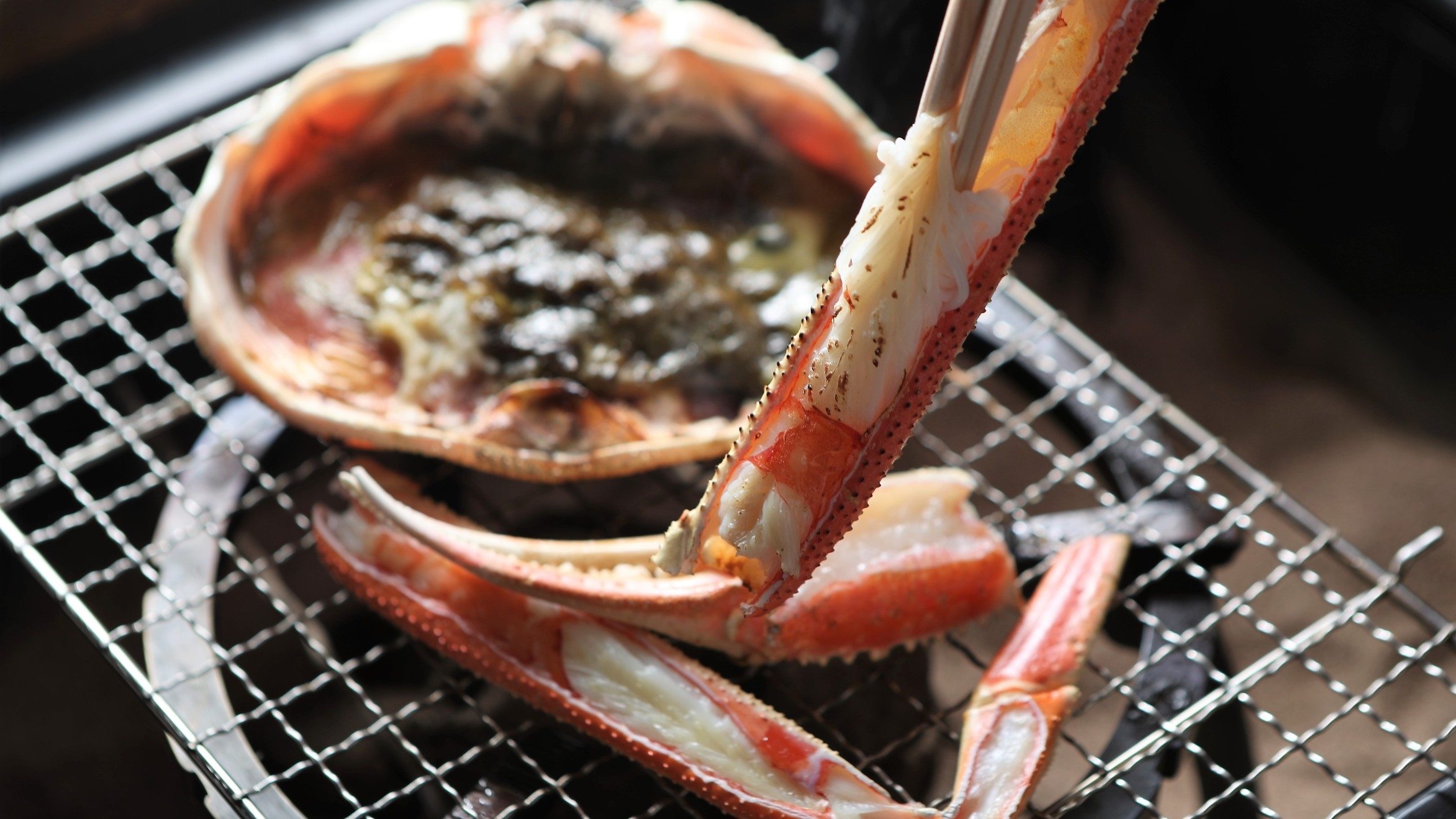 【冬一番人気】タグ付松葉蟹焼き刺し付！冬の醍醐味『カニ囲炉裏会席プラン』＜1泊2食／快眠セラピー付＞