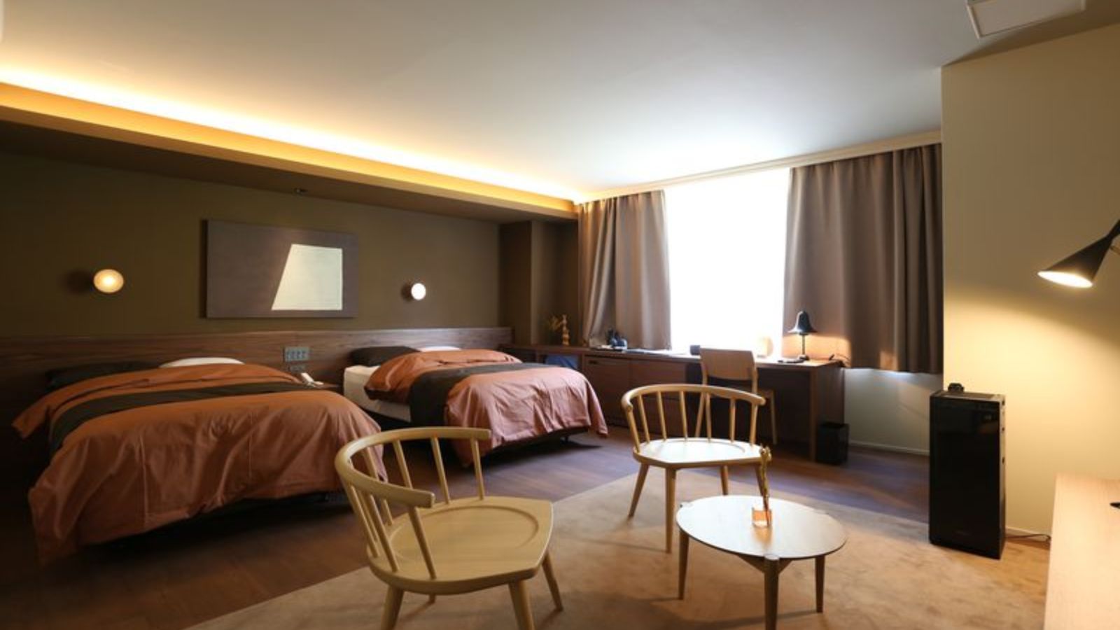 デラックスツイン「黒柿」（KUROGAKI）