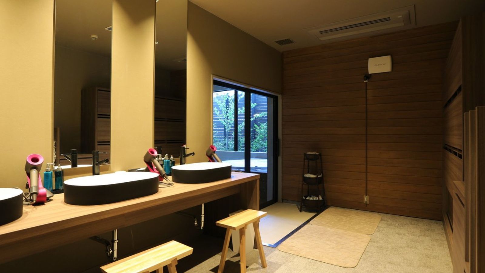 湯処「木舟」（KIFUNE）パウダールーム
