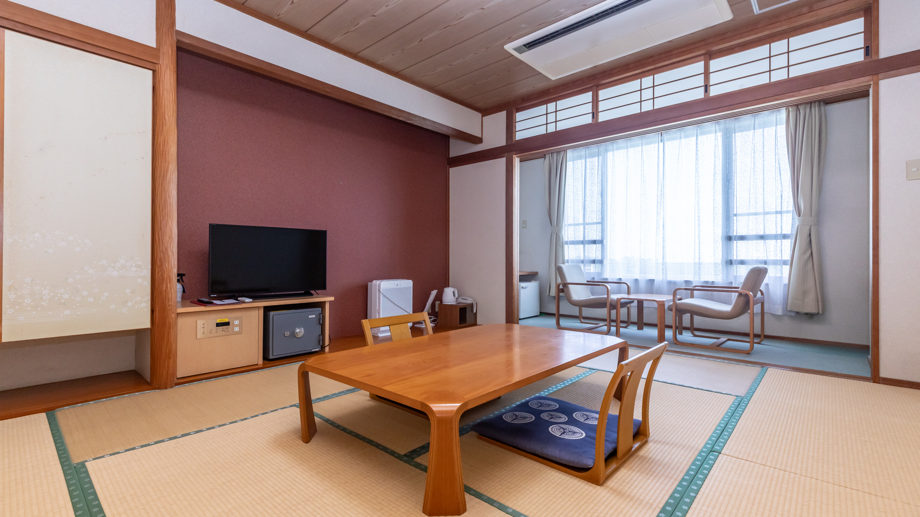 【禁煙】和室10畳（バス・トイレ共用）【3階】