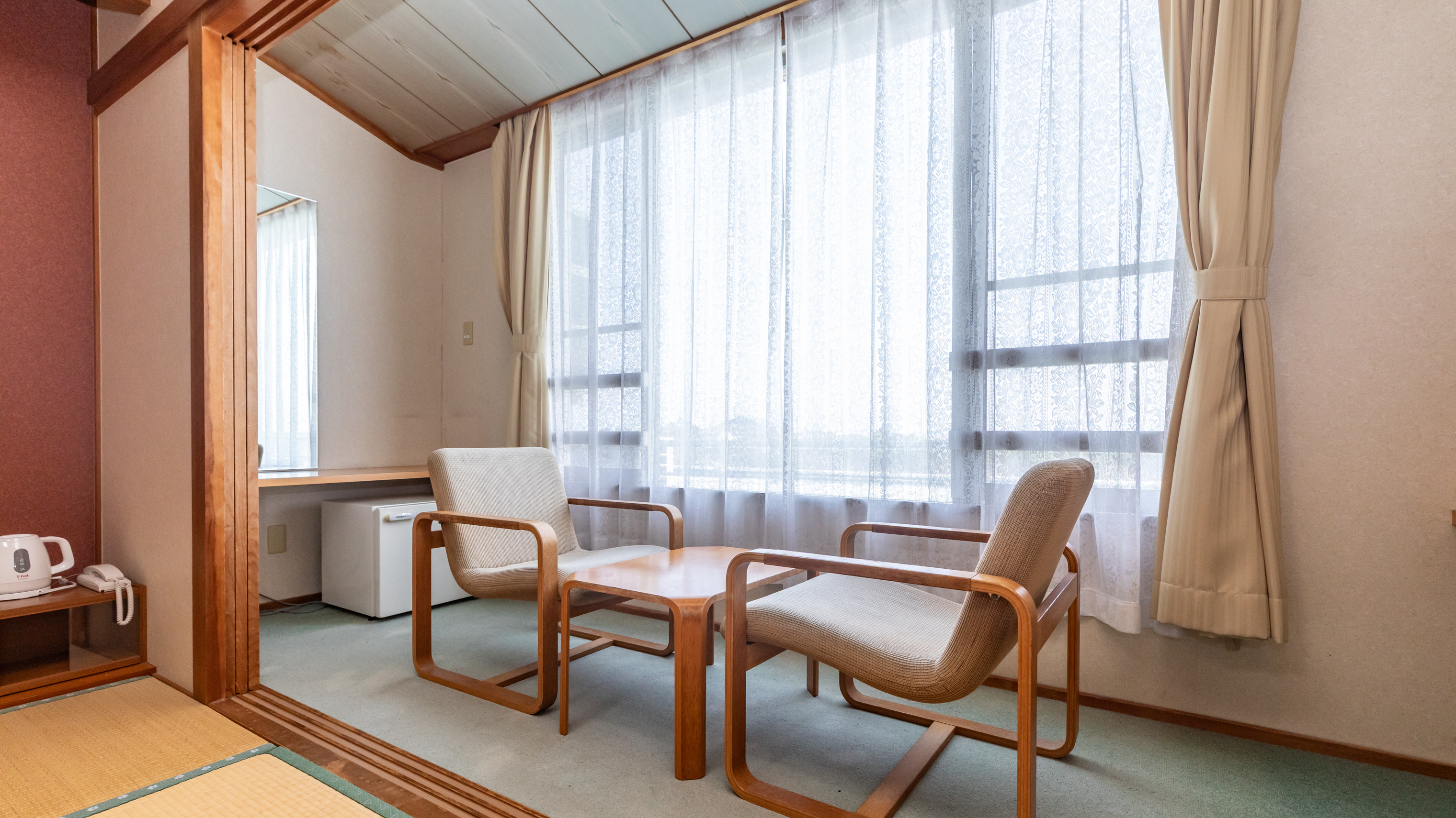 【禁煙】和室10畳（バス・トイレ共用）【3階】