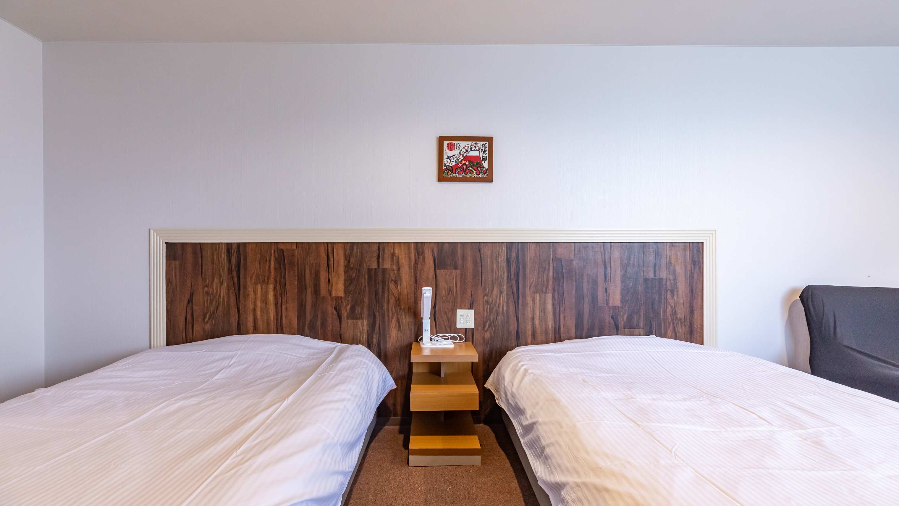 【禁煙】ワイドツイン【2階】（洋室）