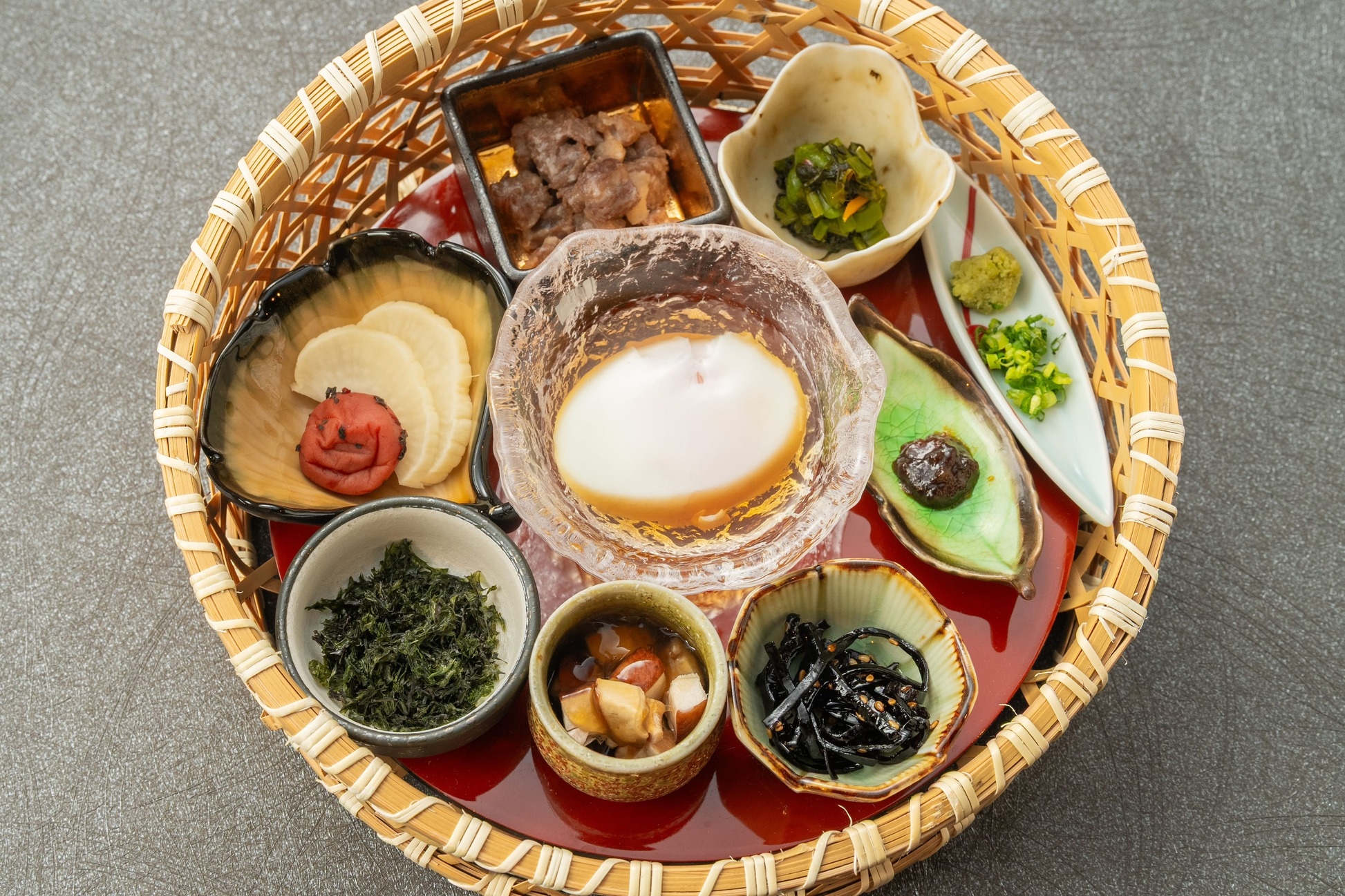 【グランピング・夕朝食付】ミシュランガイド1つ星店の料理人が監修した囲炉裏会席堪能プラン