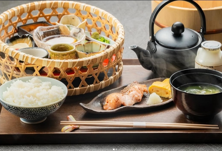 【和室・夕朝食付】ミシュランガイド1つ星店の料理人が監修した囲炉裏会席堪能プラン