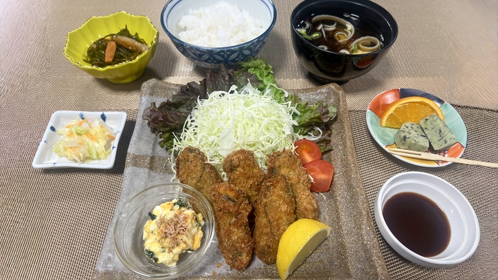 ※大浴場休業中 三陸グルメを選べる！≪オリジナル海鮮瓶丼 or カキフライ定食≫