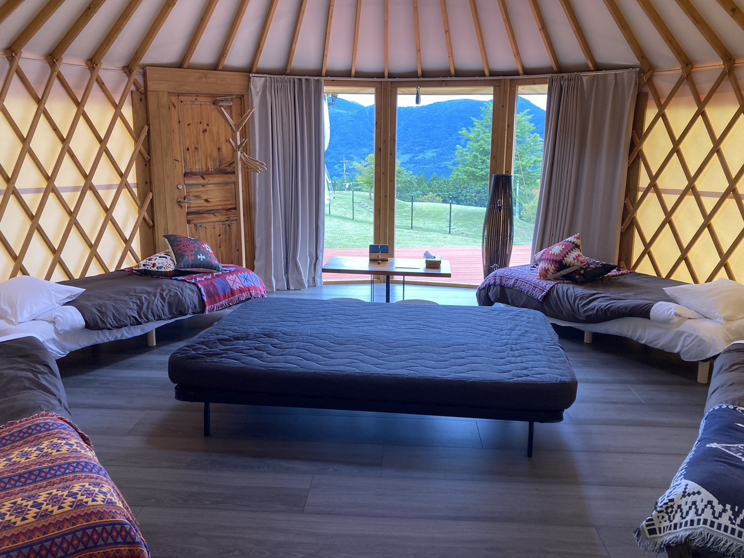 ゲルA(シングルベッド4台)※ペット可