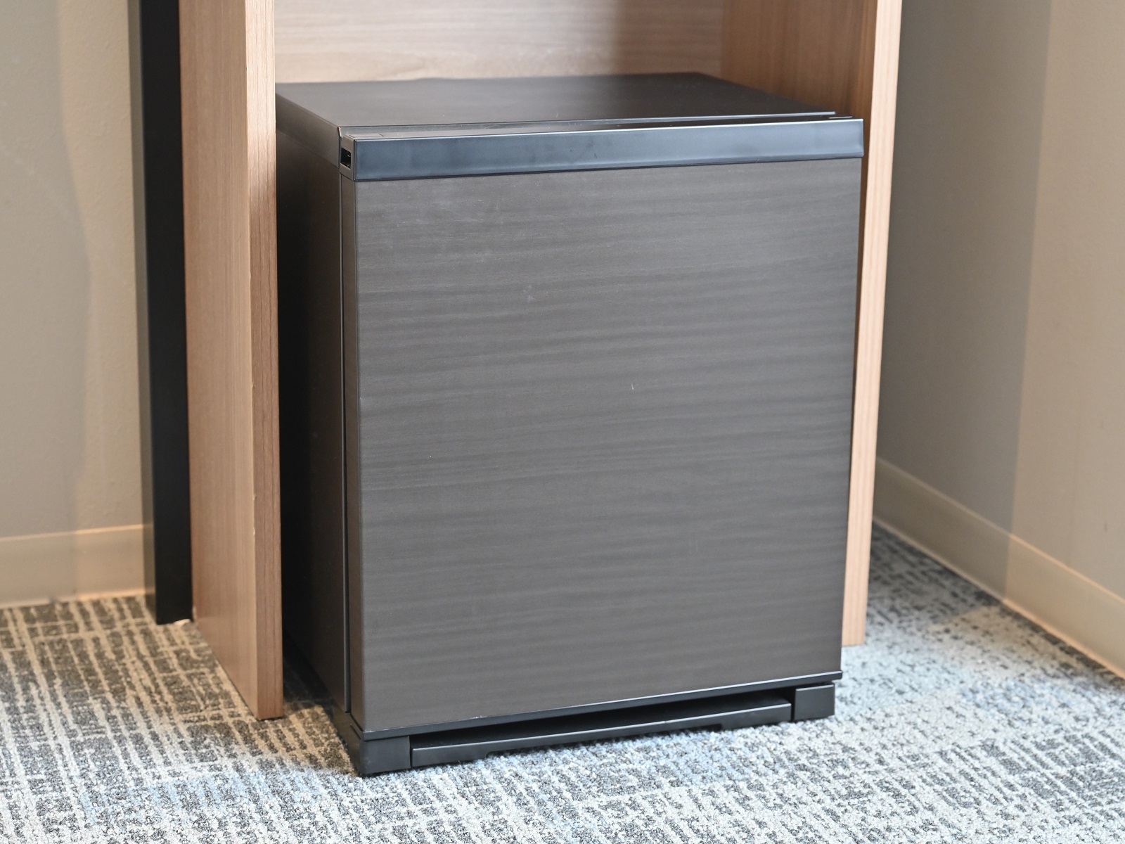 【客室備品】冷蔵庫大