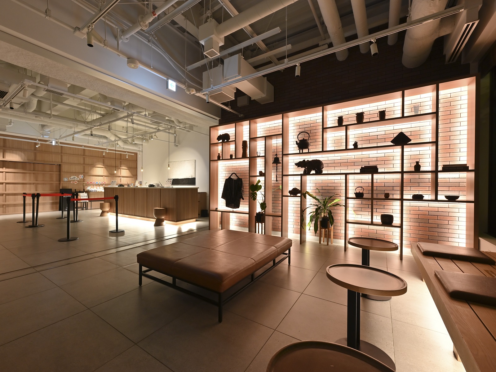 【フロントロビー】