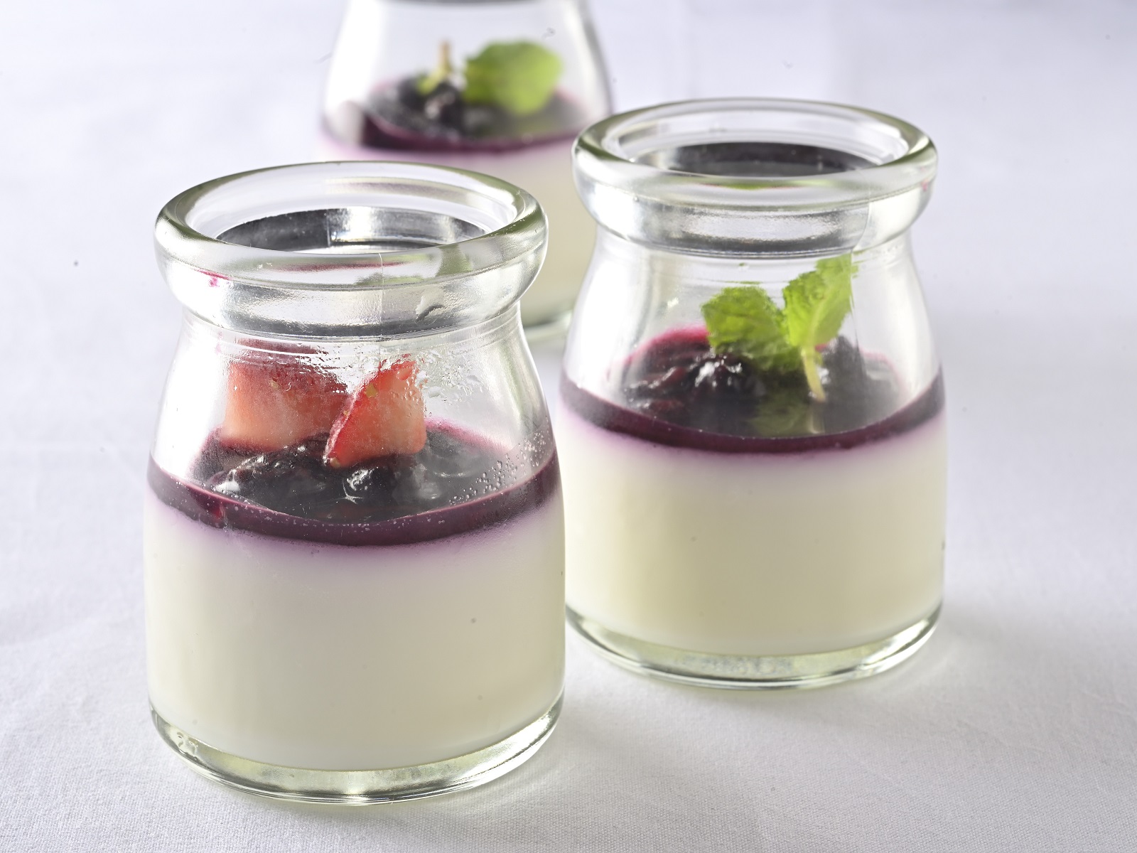 【北海道牛乳で作られたパンナコッタは大人気！】