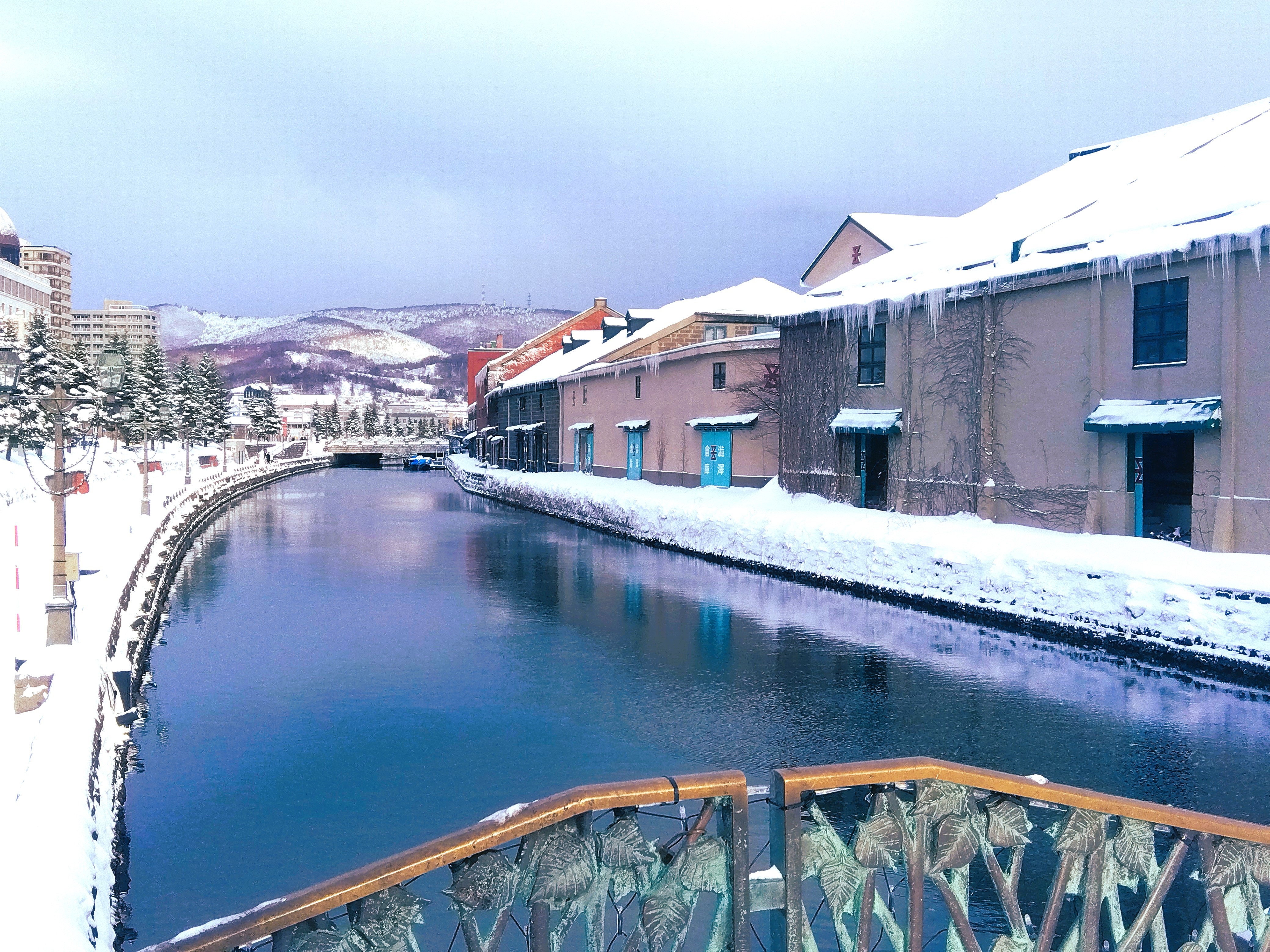 【季節の景観：冬】雪化粧の小樽運河