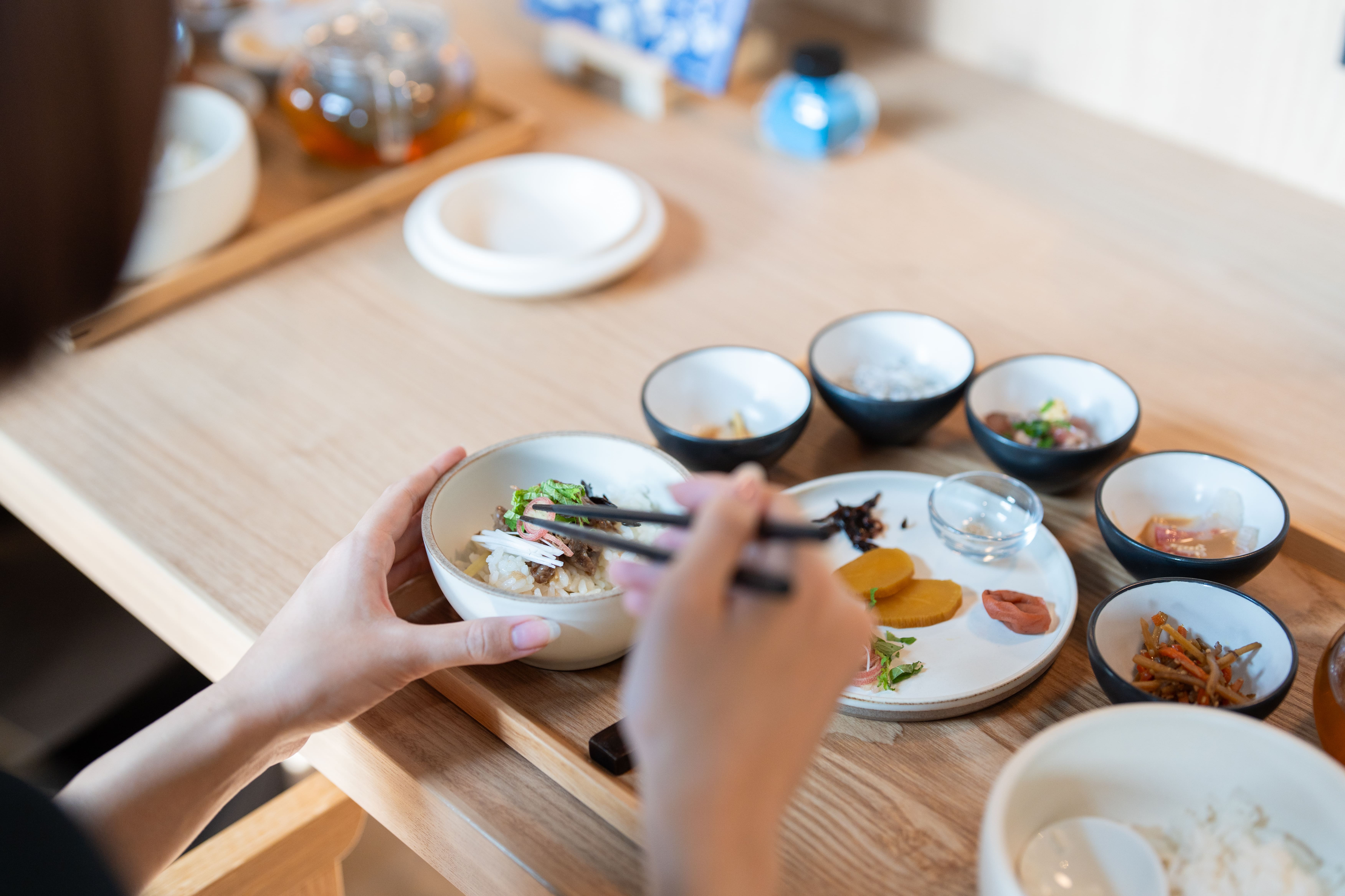 【カフェお食事メニュー】地元産のこだわりお出汁でいただく出汁茶漬け