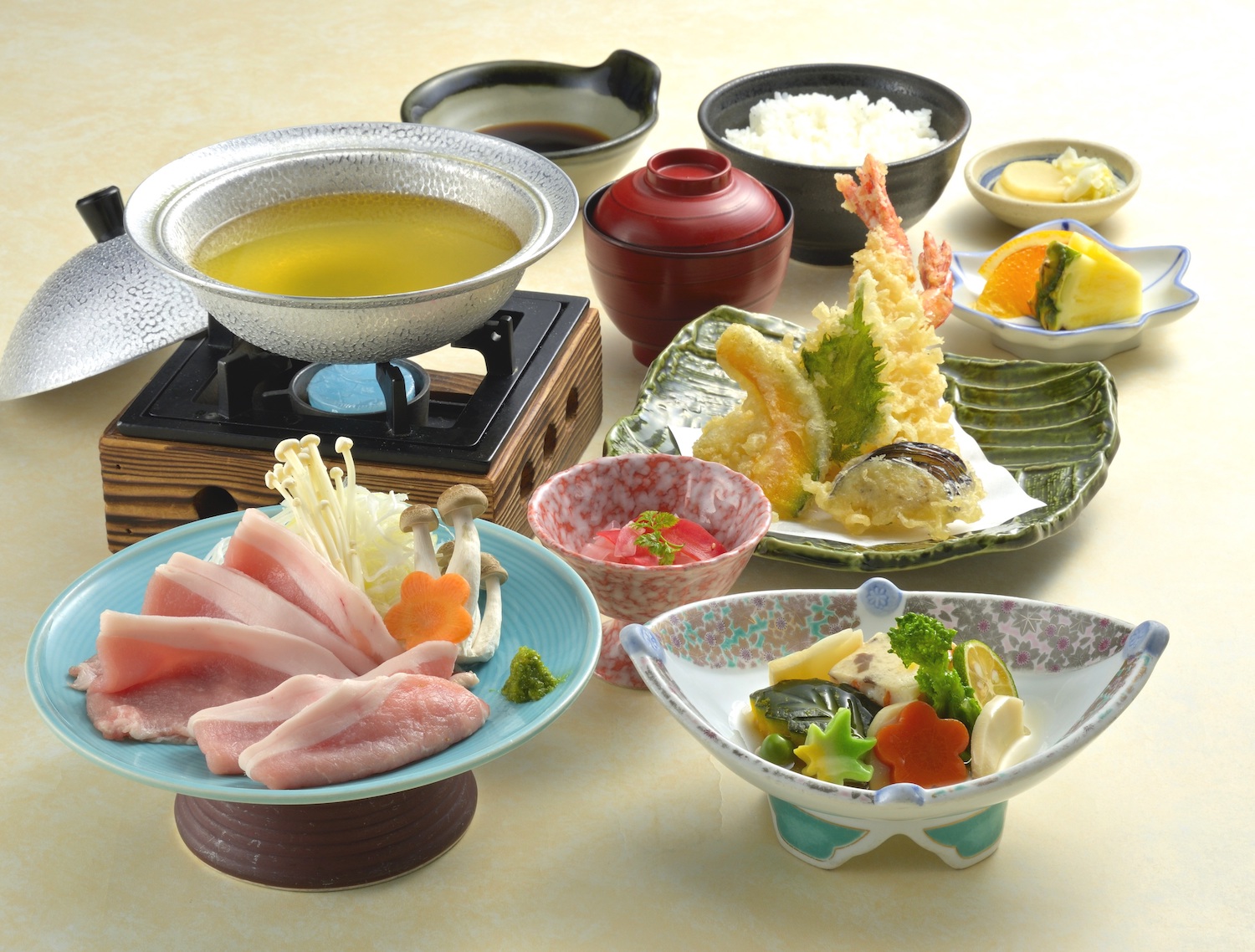 『琴弾廻廊』内レストラン暈亭のお料理の一例