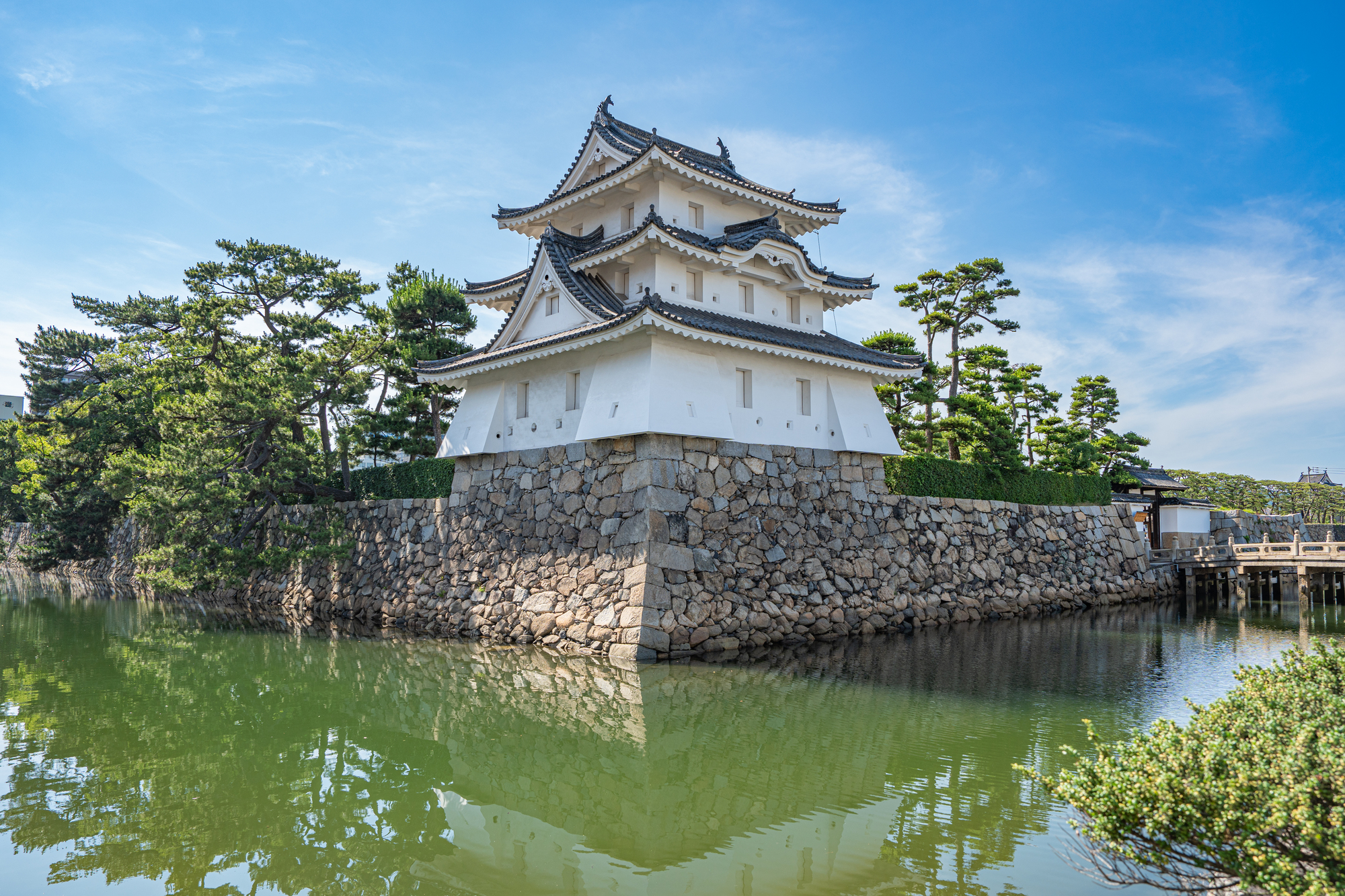 【周辺施設】史跡高松城跡玉藻公園　車で11分