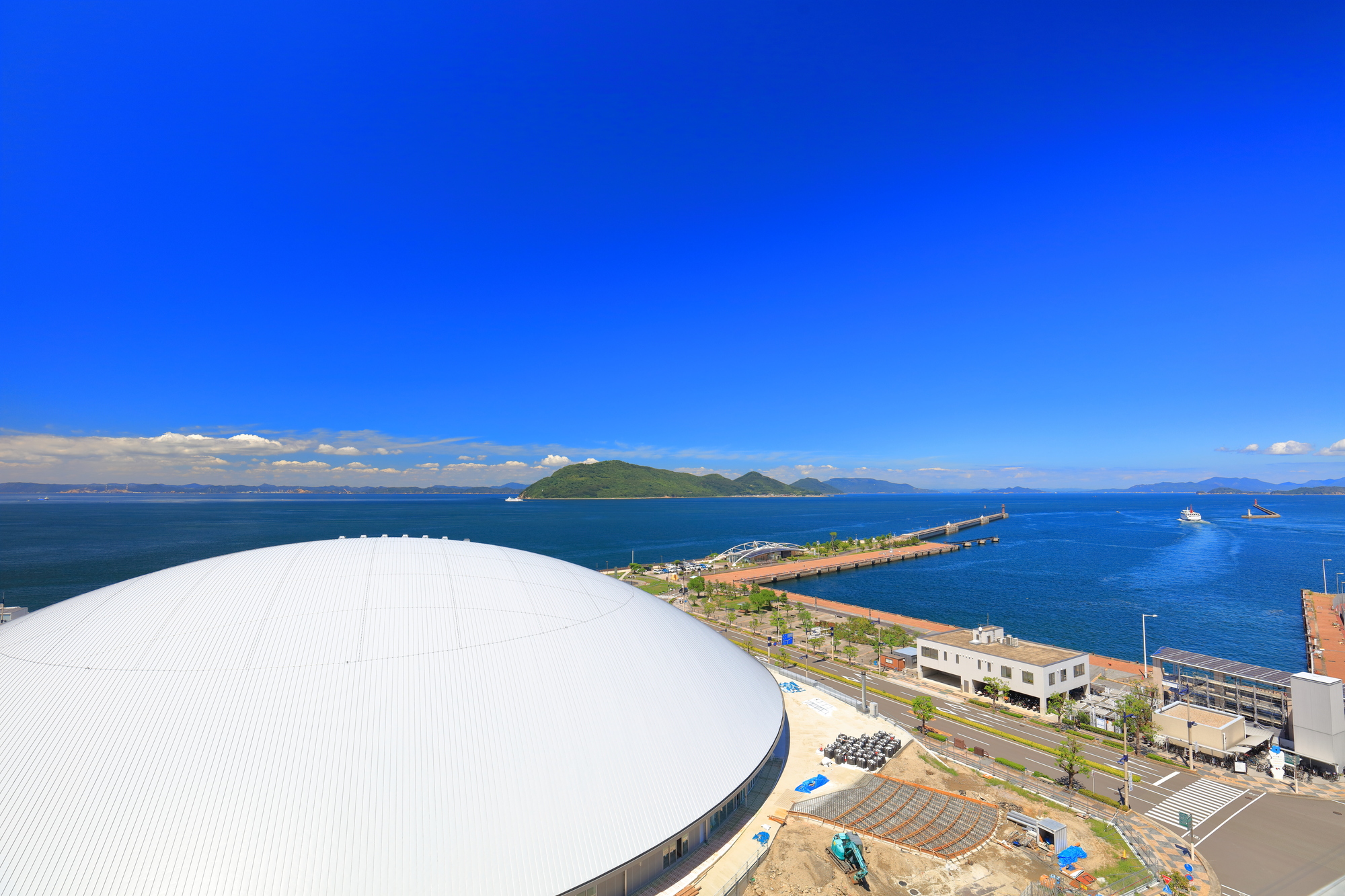 【周辺施設】あなぶきアリーナ　車で10分