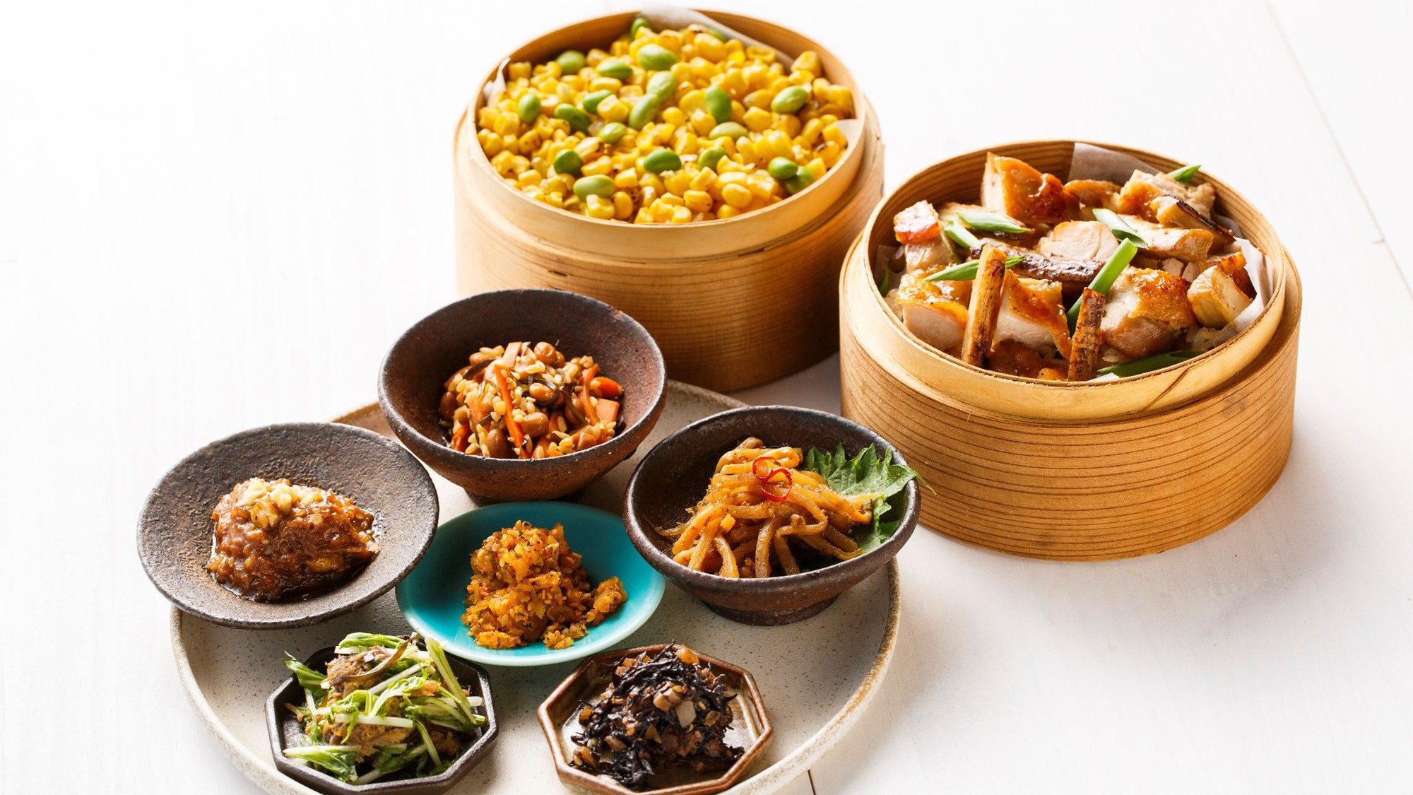 季節の炊き込みご飯とご飯のお供