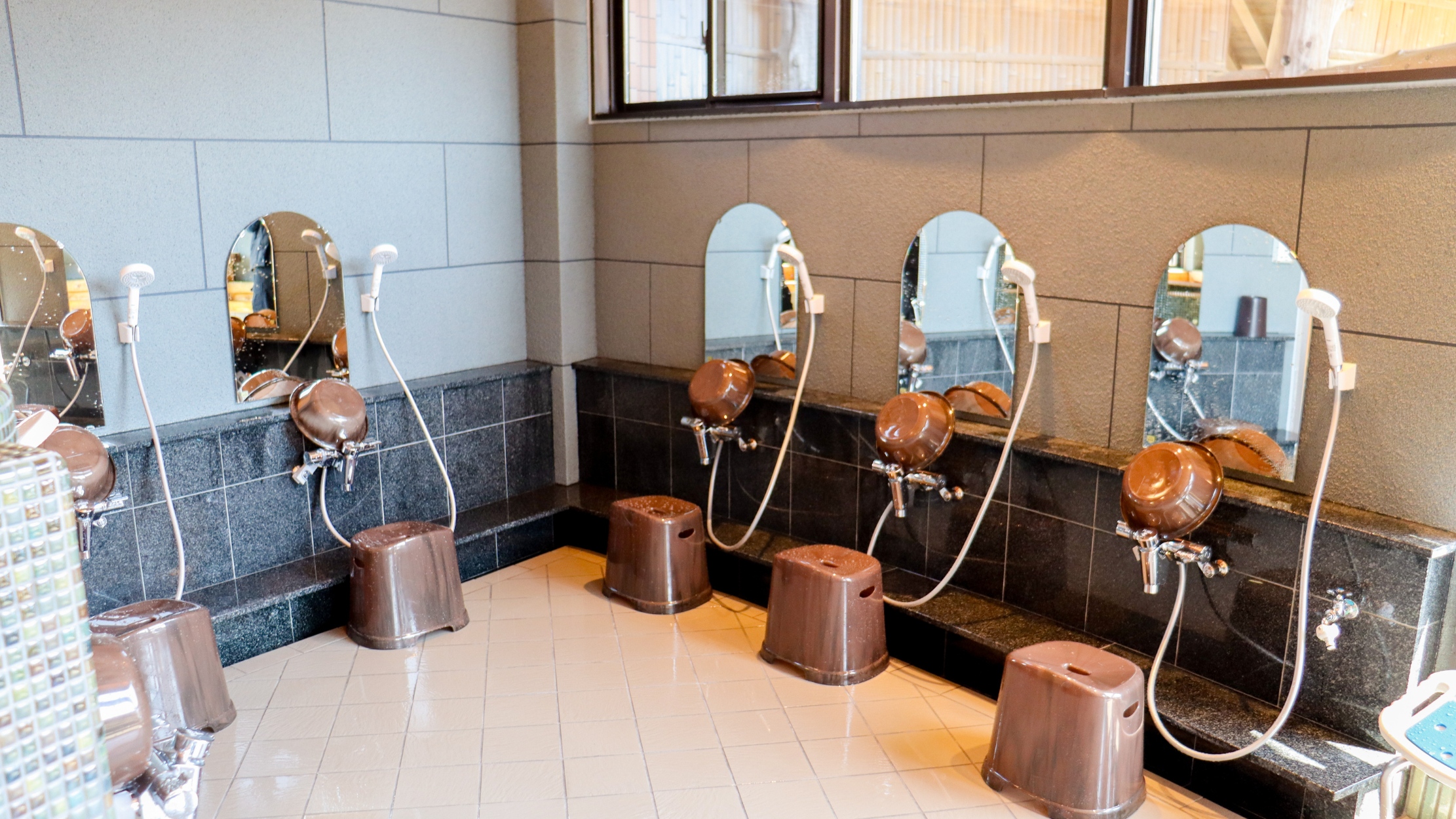 シャワースペース