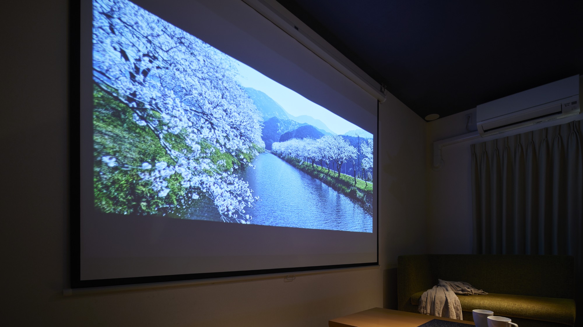 Theater Force Room シアターフォースルーム