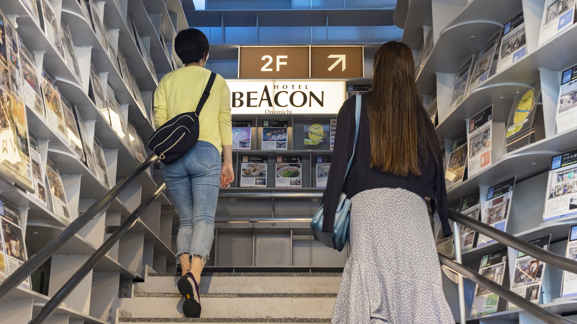 ■ホテルまでの道順■JR尾道駅に到着されましたら、階段またはエレベーターで駅舎２Fまでお上がり下さい