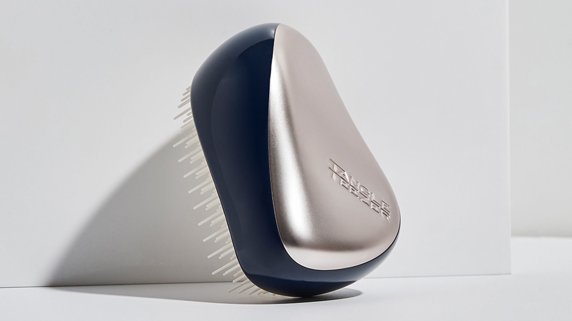 【タングルティーザー＆11時レイトアウト付き】スイートルーム3階レストラン朝食付きプラン