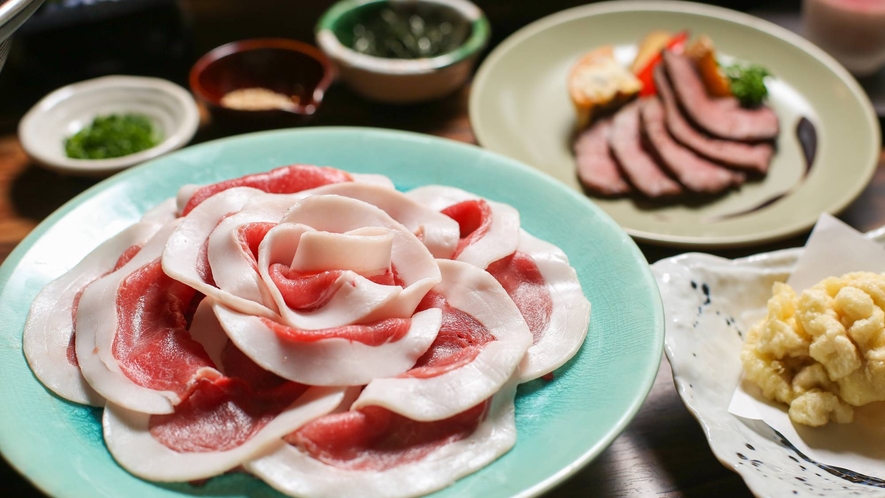 ・【ジビエプラン（猪） 料理一例】高たんぱく、低カロリーのイノシシ肉を満喫！