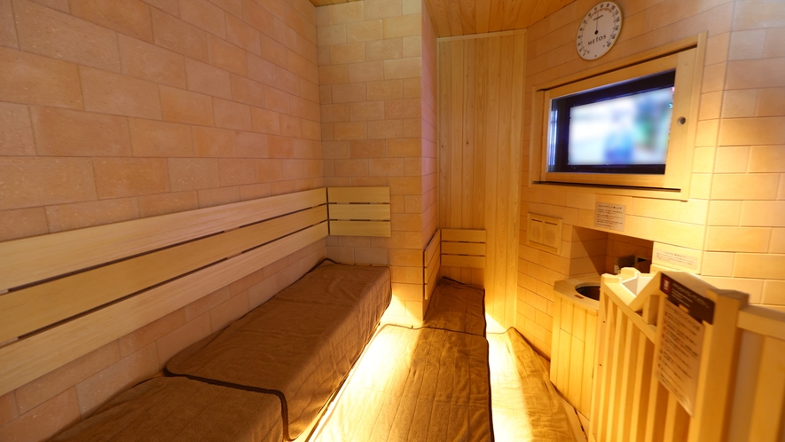 ■女性大浴場　室温90℃のドライサウナ«セルフロウリュ完備»