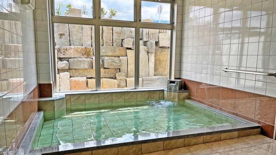 *【大浴場】ビジネスホテルでは珍しい自家源泉かけ流しの天然温泉。