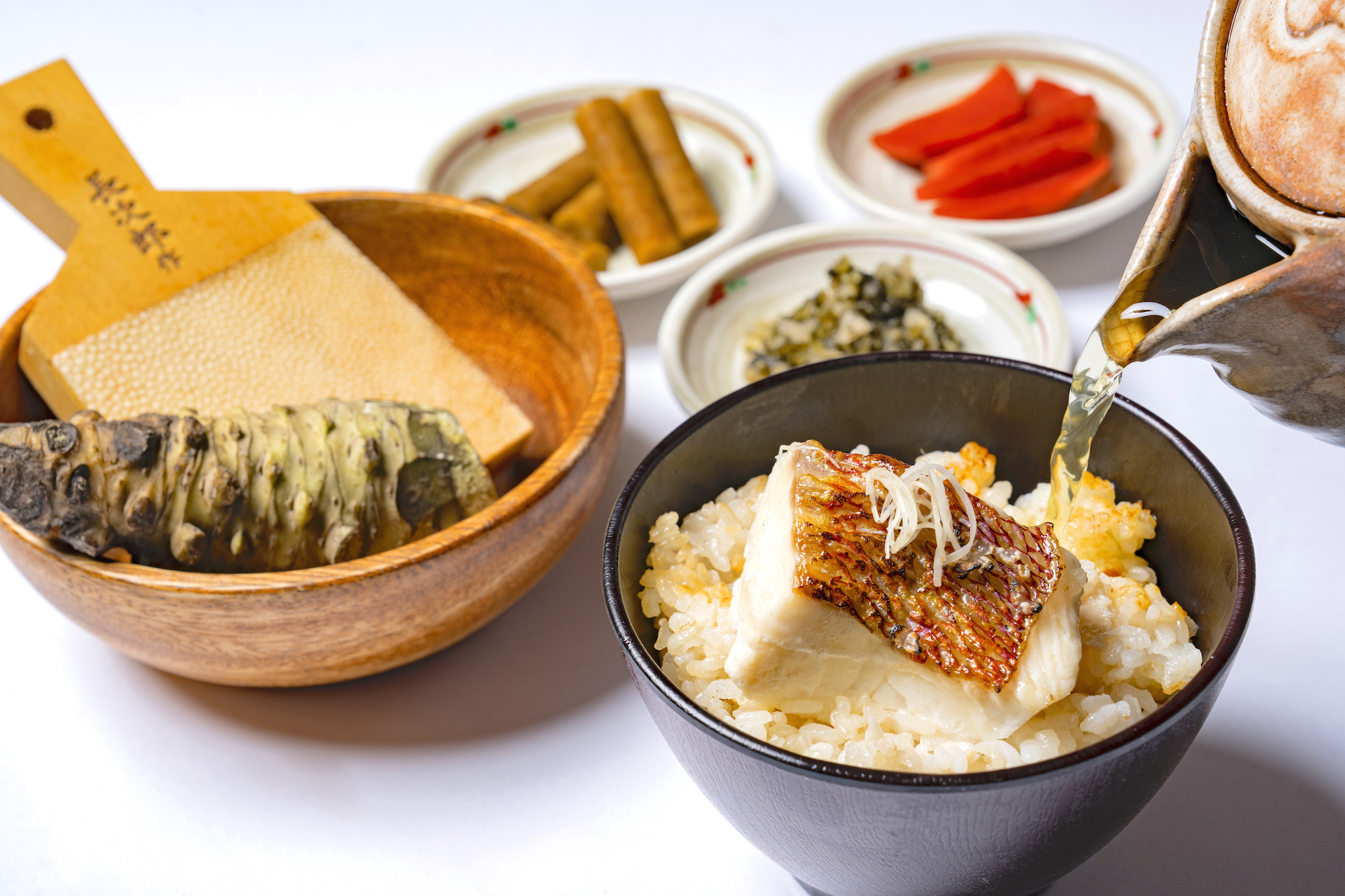 特製「鯛釜飯」高瀬茶「鯛漬け」