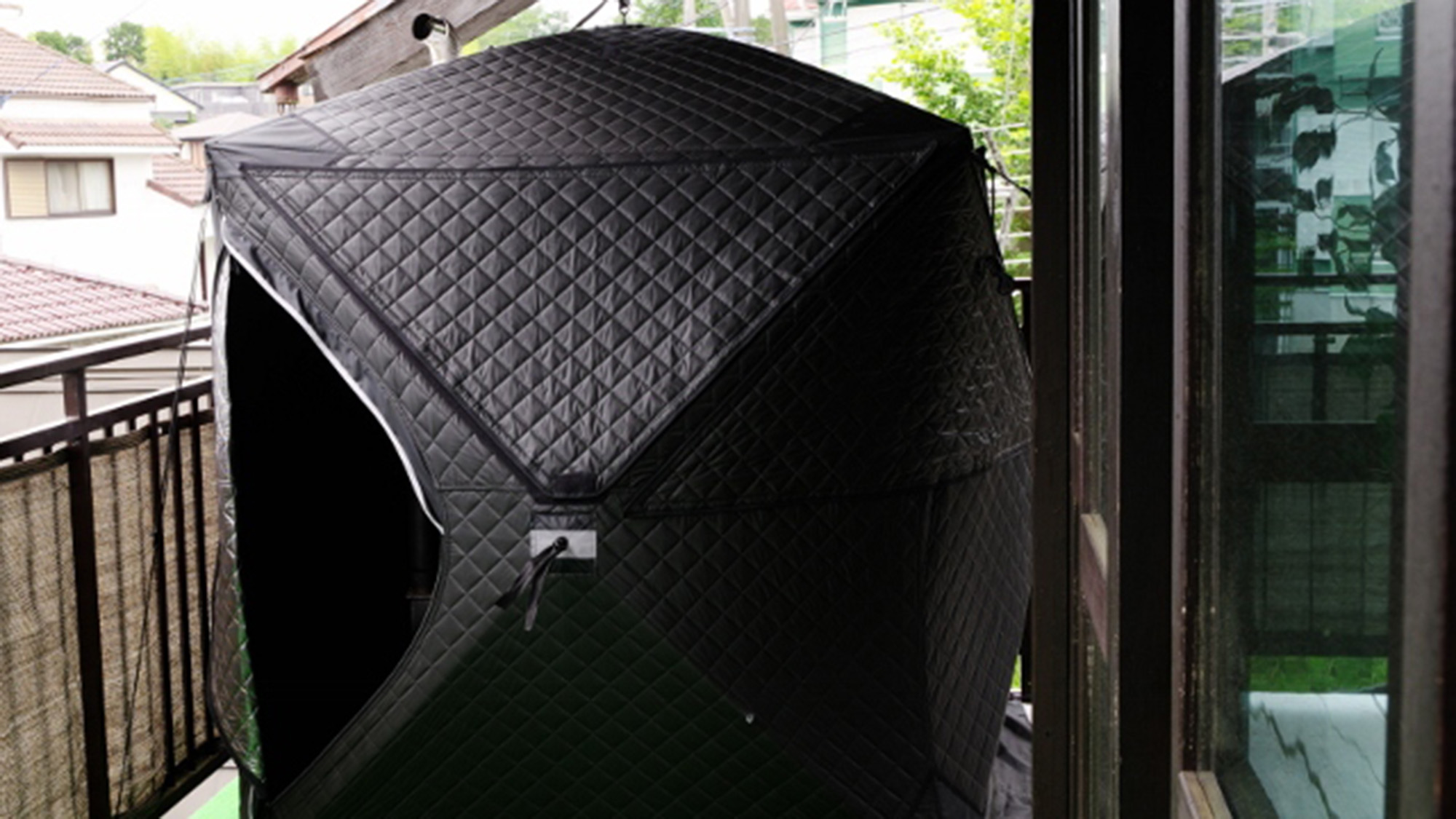 ・テラスにテントサウナを完備。いつでも「ととのう」体験をお楽しみください