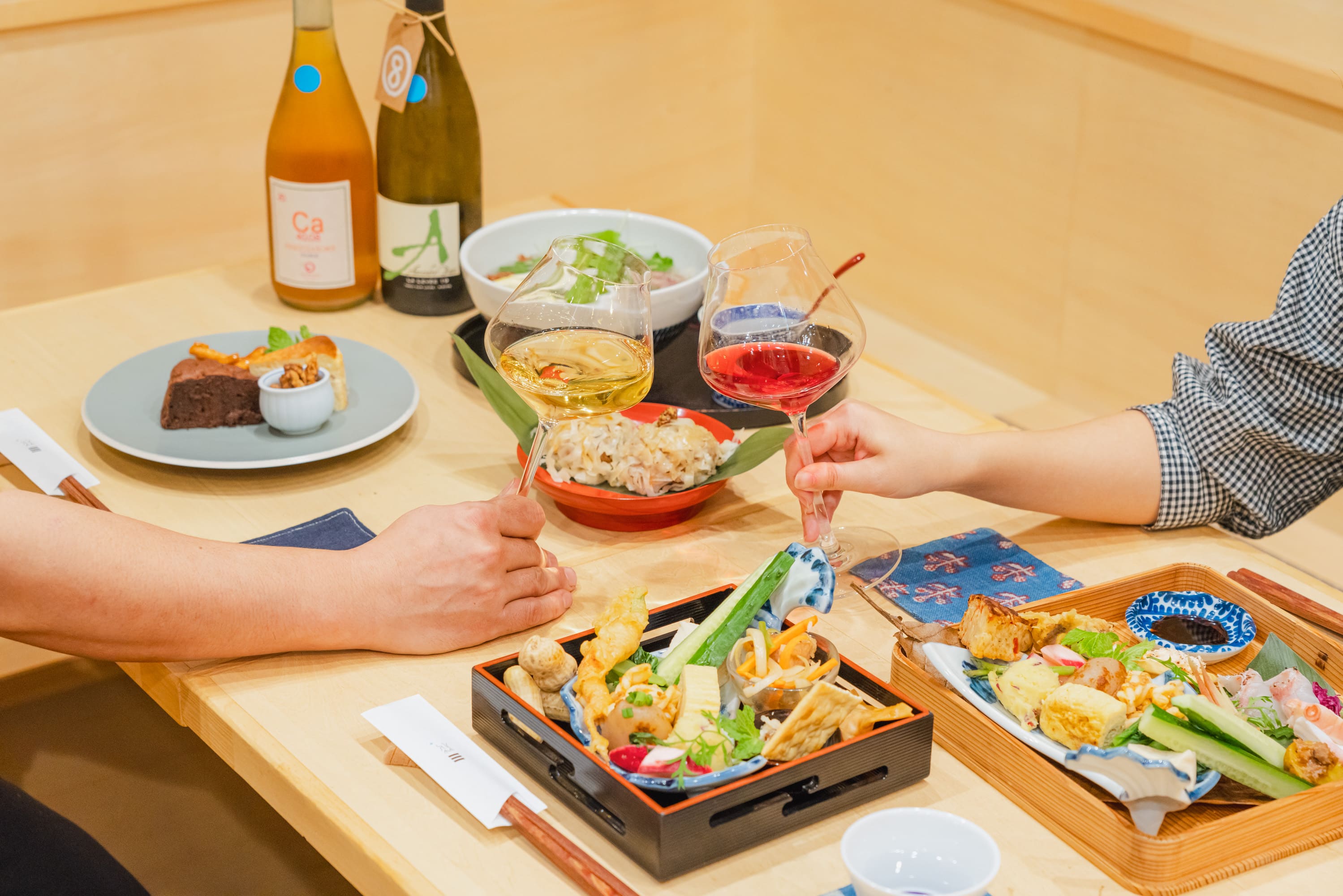 水と酒 三花｜夕食・バー