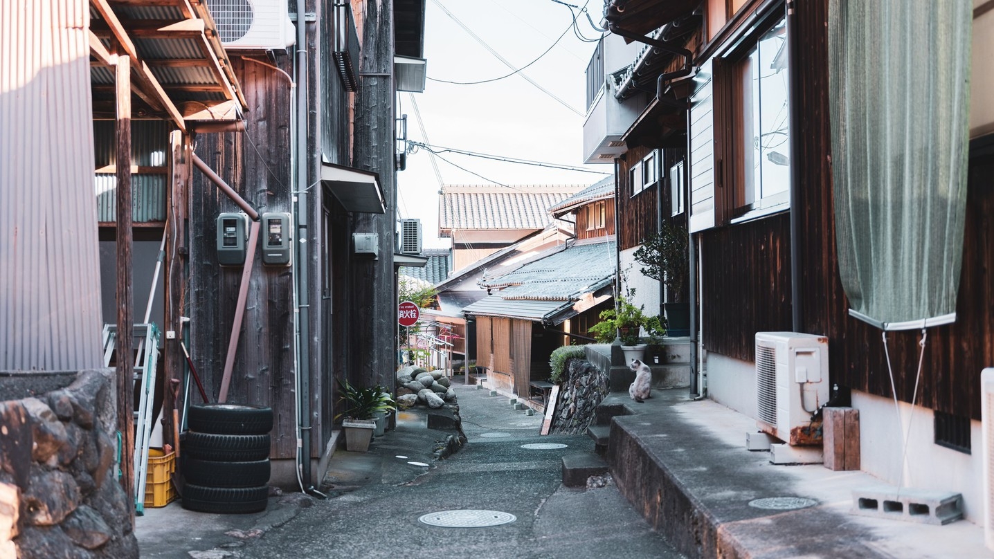 【朝食付き】小さな漁村で暮らすように過ごす、小浜特産の干物「醤油干し」と土鍋ごはんの朝食付きプラン