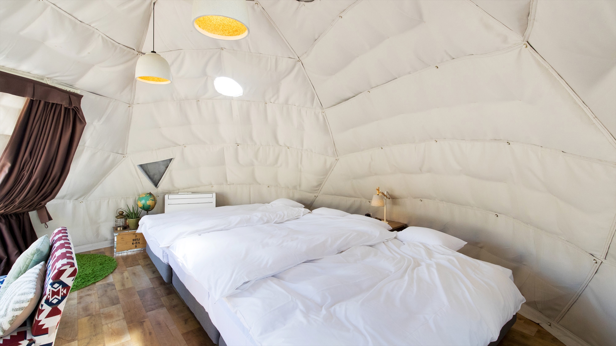 【ドーム-AIR-】 ドーム型の魅力は室内の解放感！広々とした室内でゆったりお過ごしいただけます。