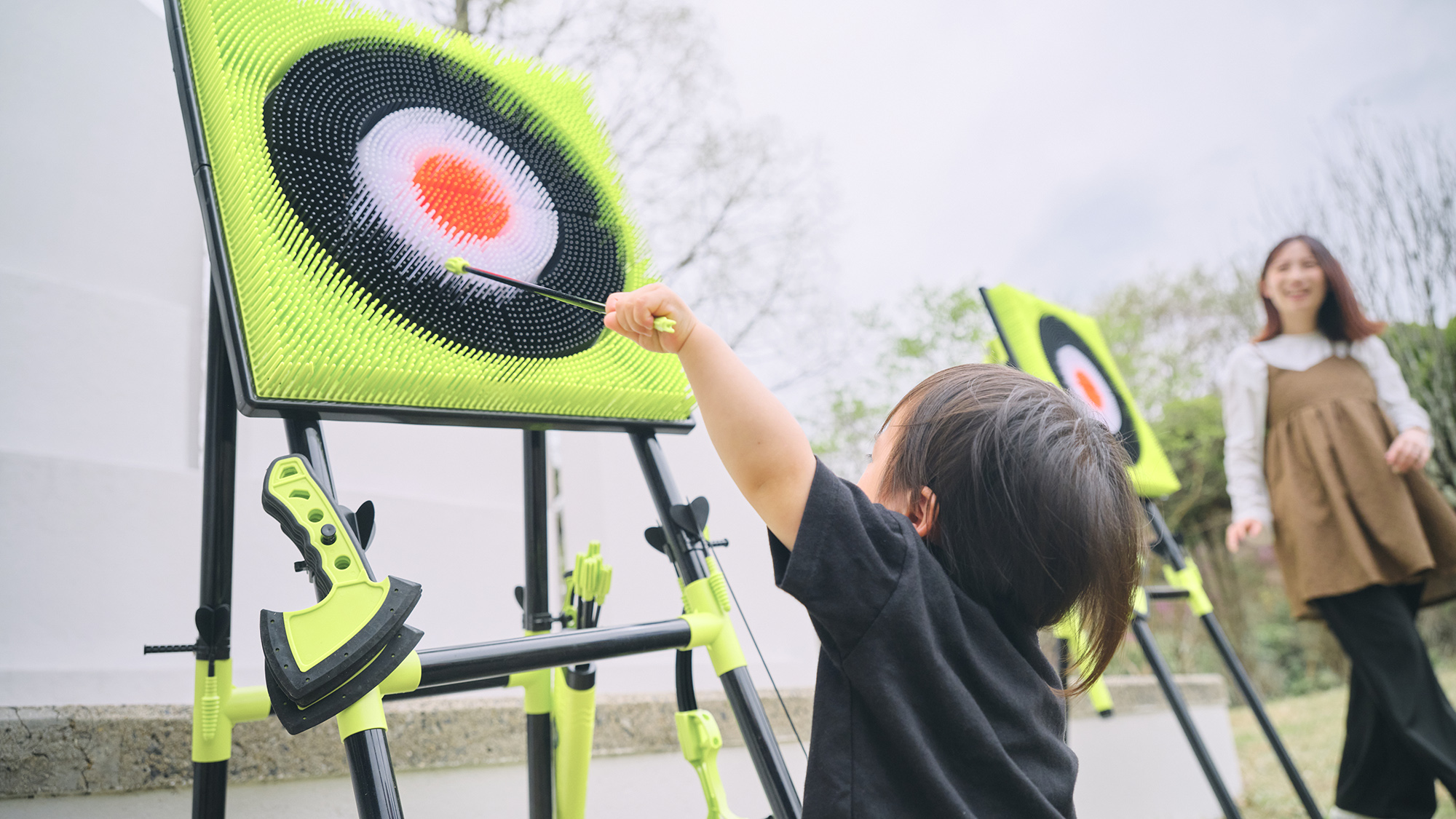 【レジャーエリア】［ふわふわドーム・ネットアスレチック］ 大自然のなか思い切り遊ぼう！