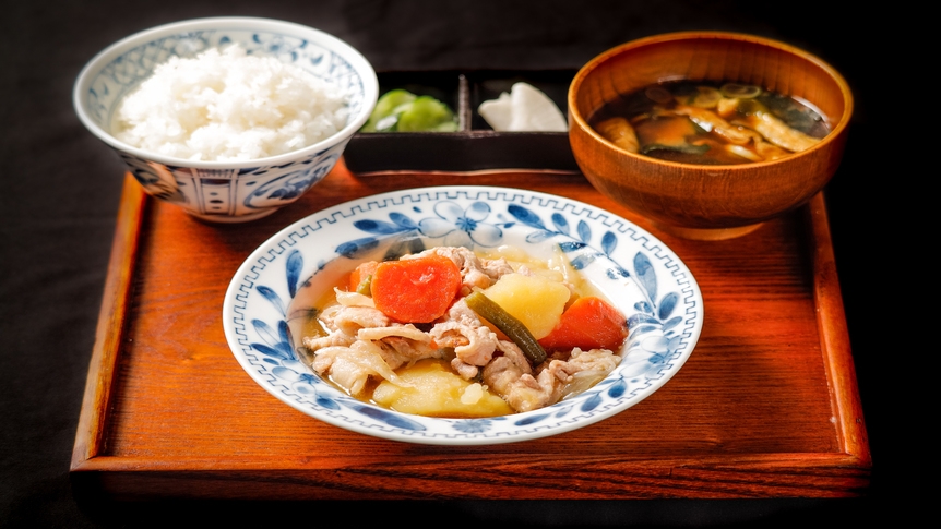 【朝食付き】『選べる出来立てメイン』と『和惣菜ビュッフェ』